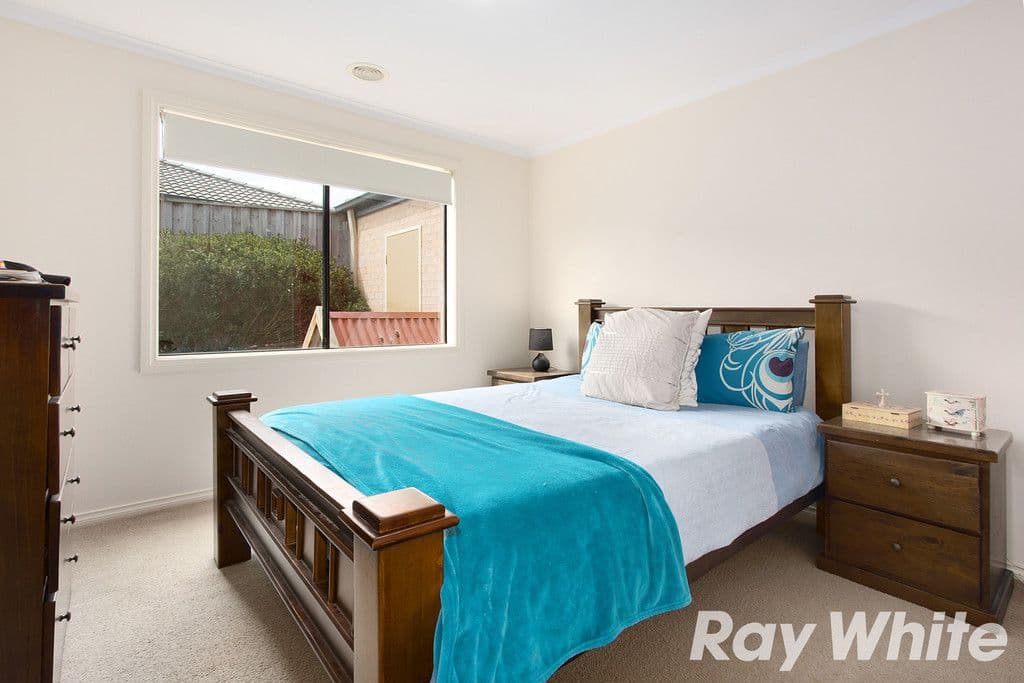 108 Ahern Road, Pakenham VIC 3810, Pakenham - Thumbnail 5