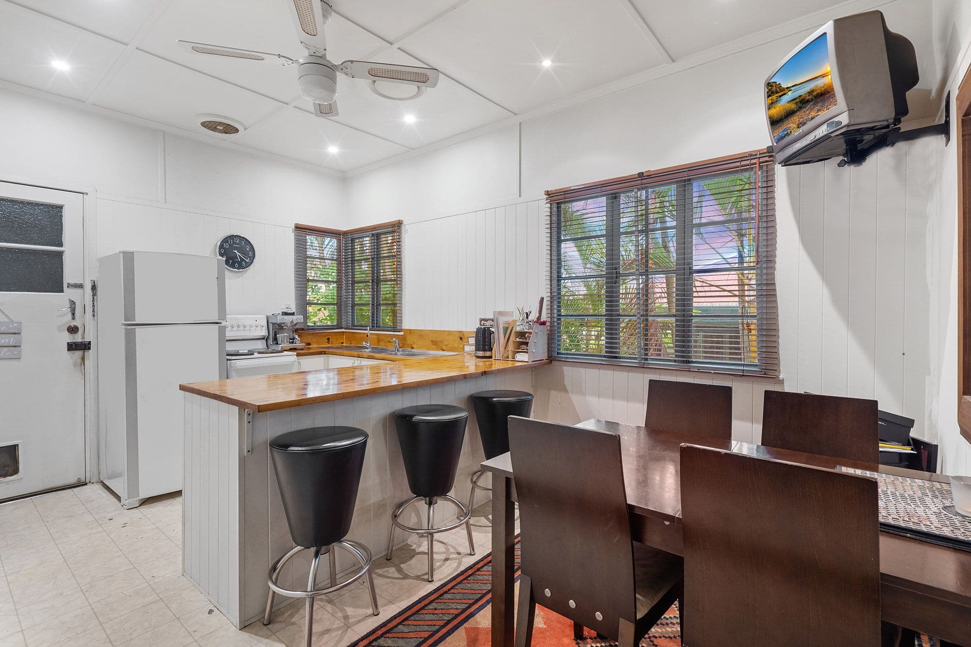 156 Dawson Road, Upper Mount Gravatt QLD 4122, Upper Mount Gravatt - Thumbnail 2