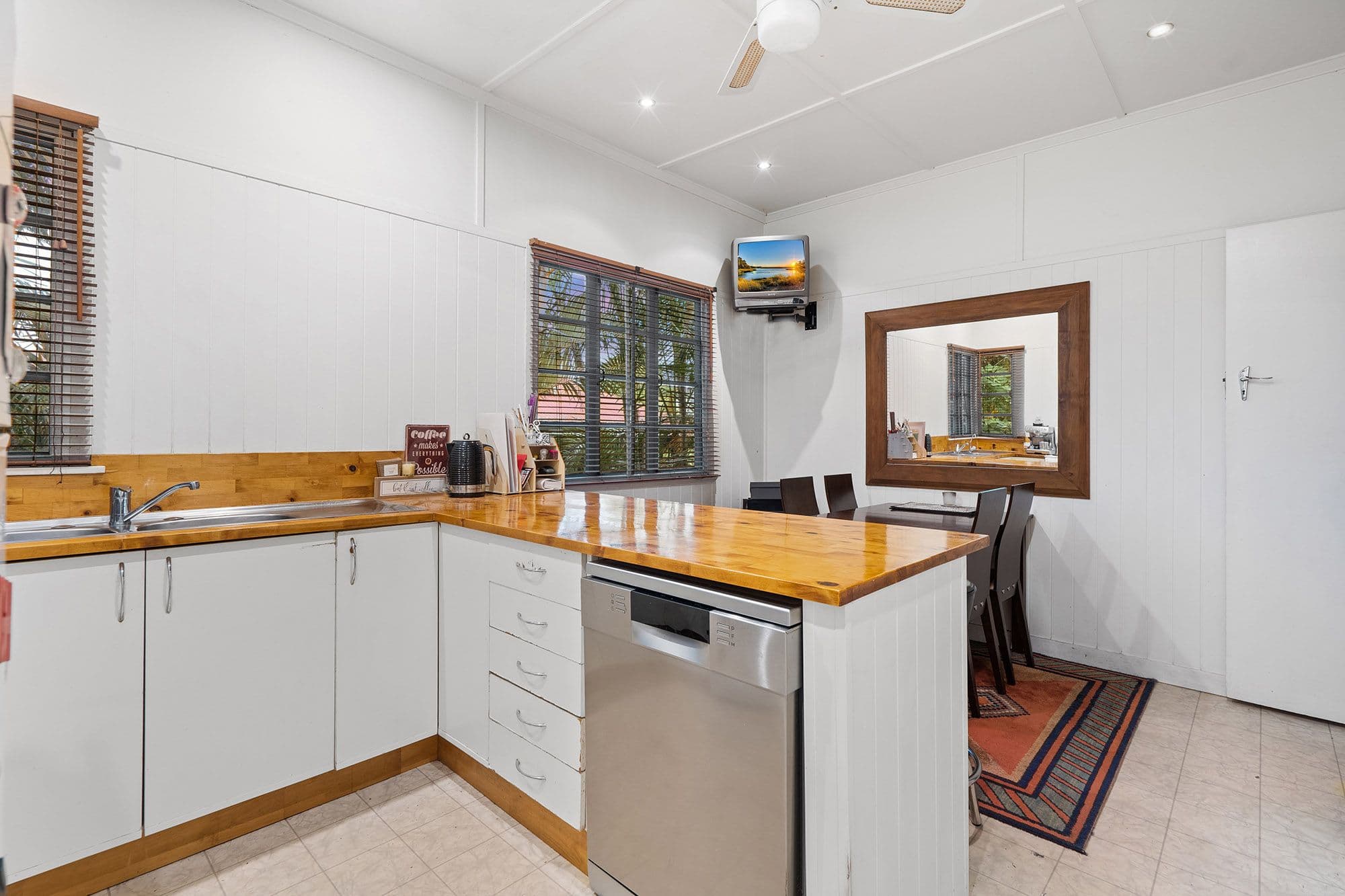 156 Dawson Road, Upper Mount Gravatt QLD 4122, Upper Mount Gravatt - Thumbnail 4