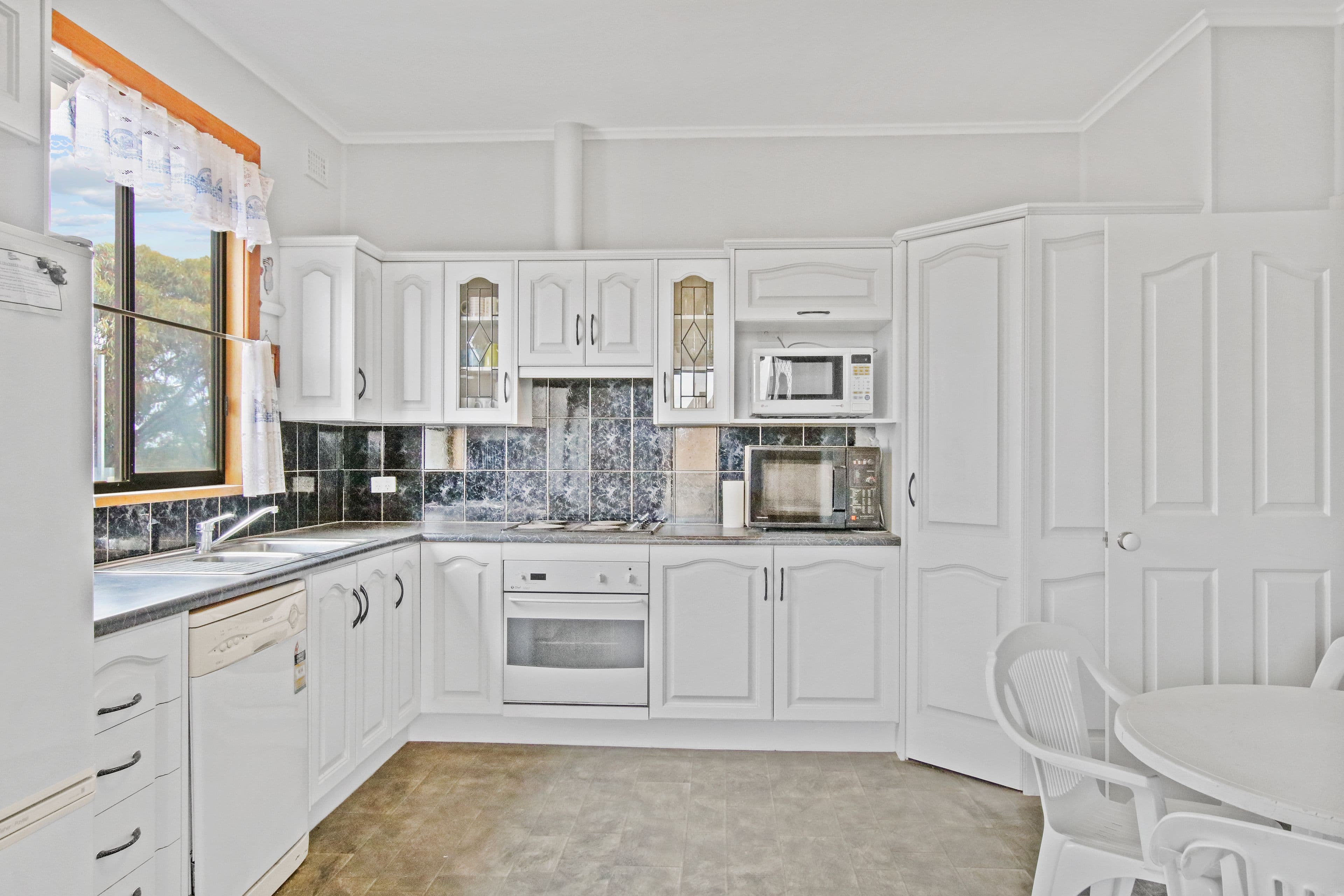 16 west Terrace, Blanchetown SA 5357, Blanchetown - Thumbnail 7