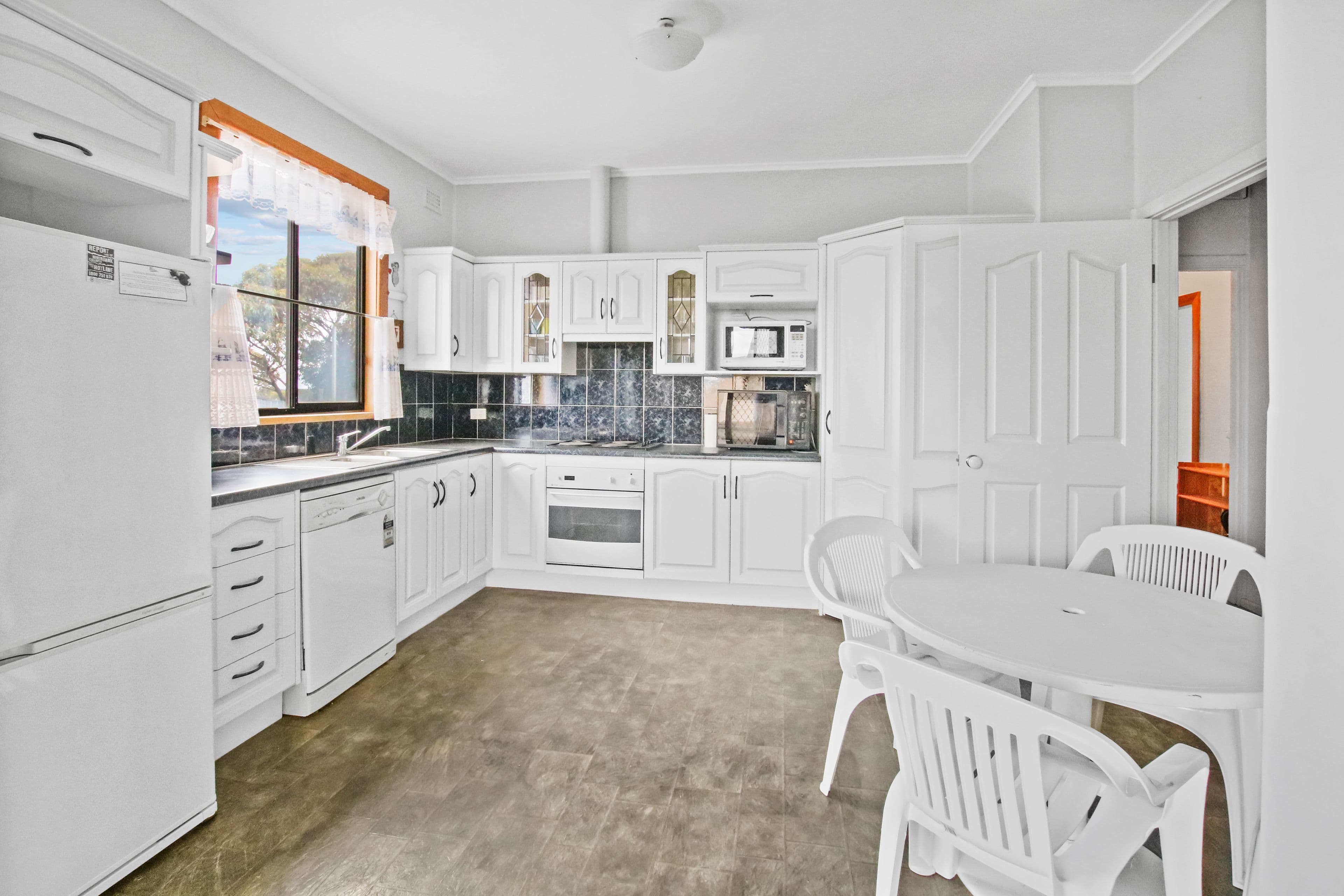 16 west Terrace, Blanchetown SA 5357, Blanchetown - Thumbnail 8