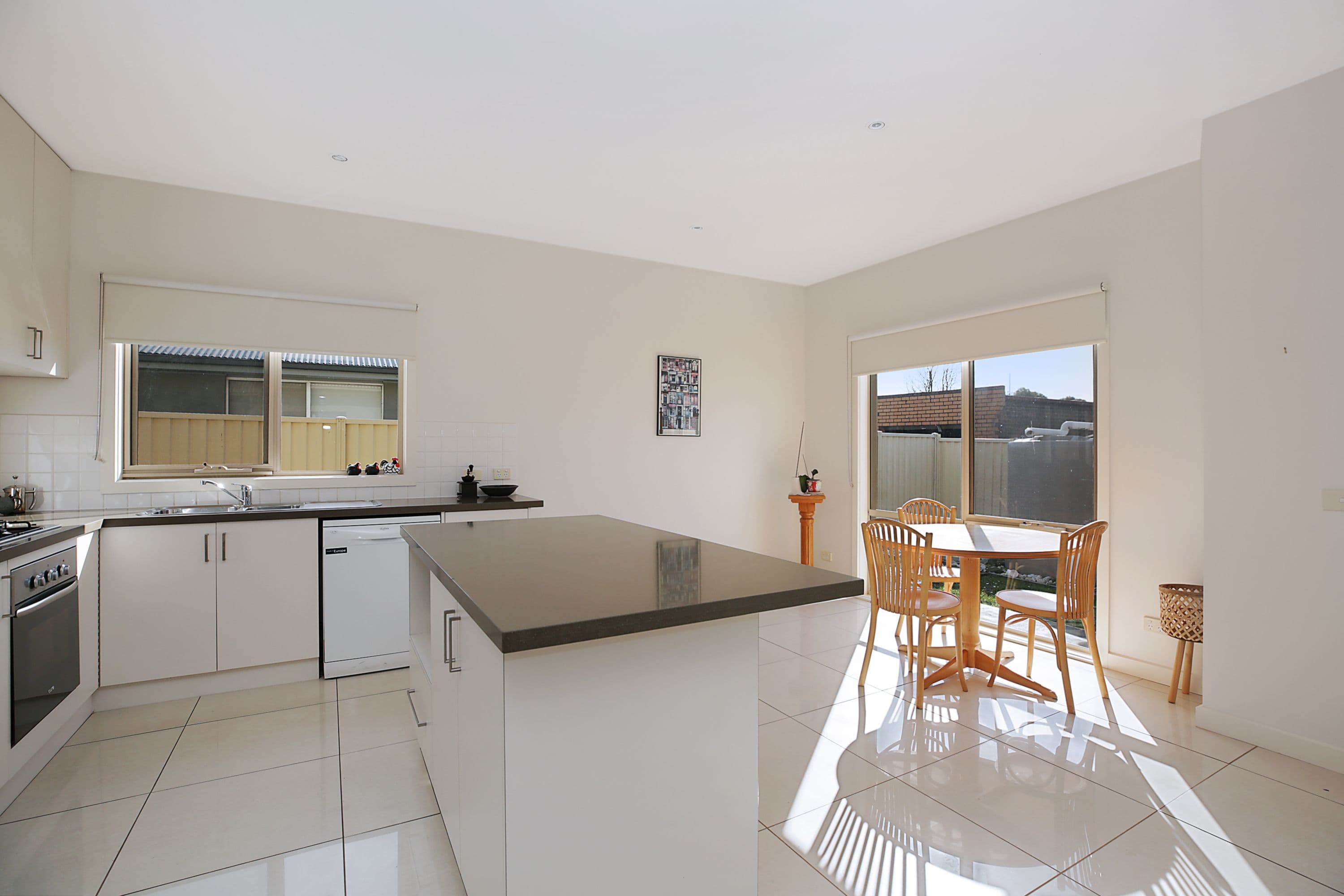 10A Tait Street, Camperdown VIC 3260, Camperdown - Thumbnail 4
