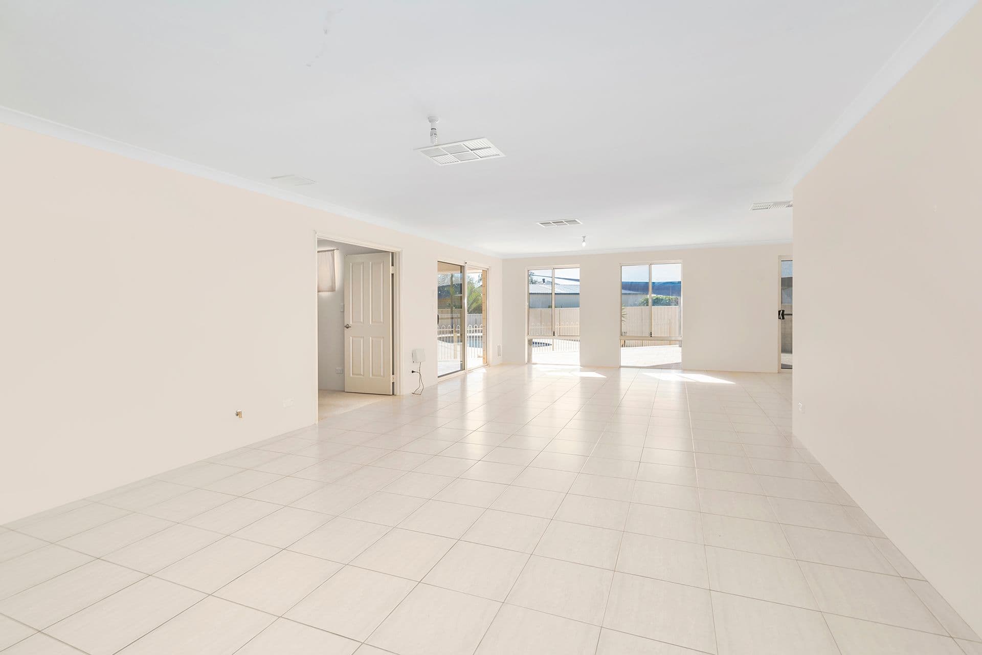 10 Sheoak Close, Woorree WA 6530, Woorree - Thumbnail 6