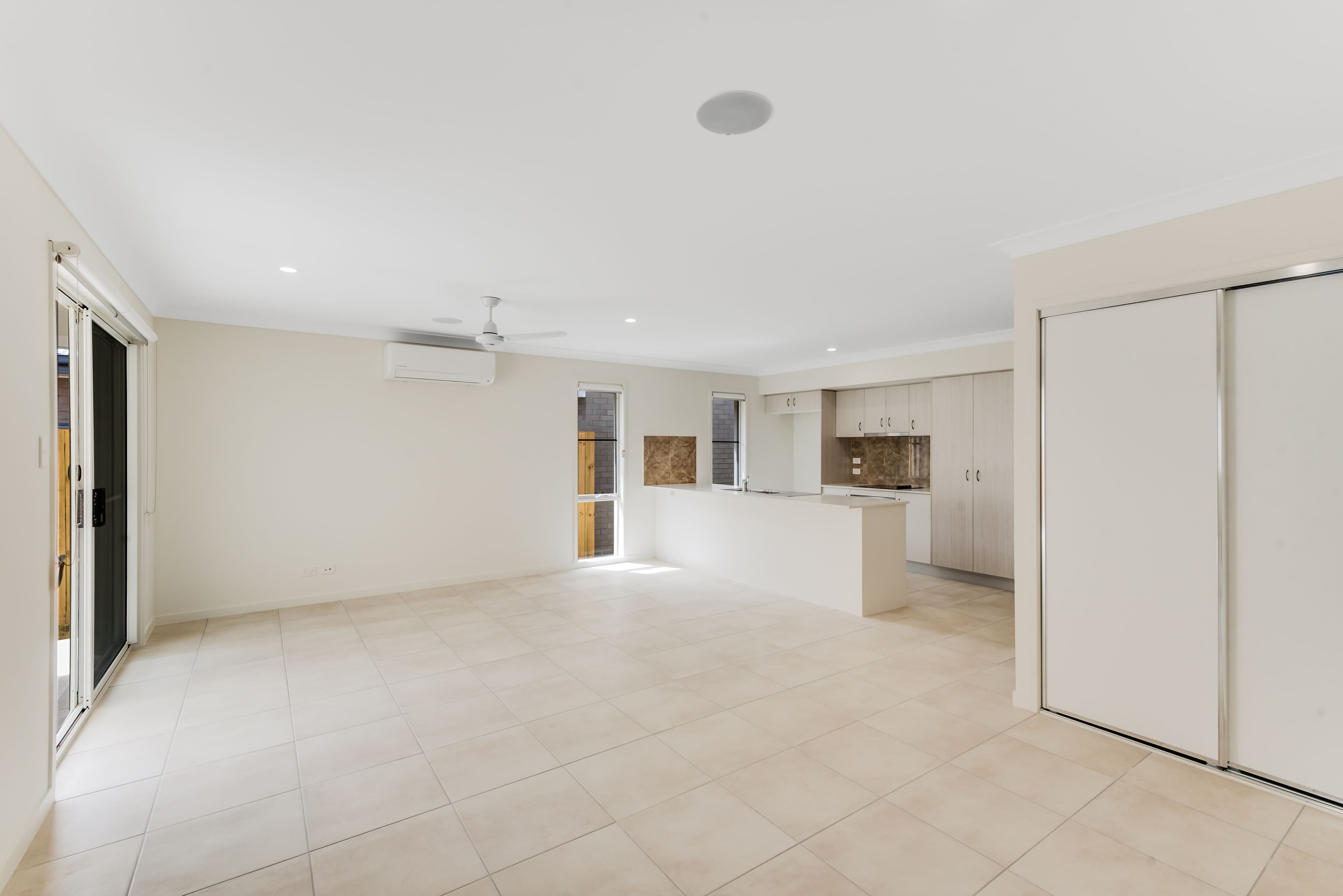 15 Mia Street, Flinders View QLD 4305, Flinders View - Thumbnail 4