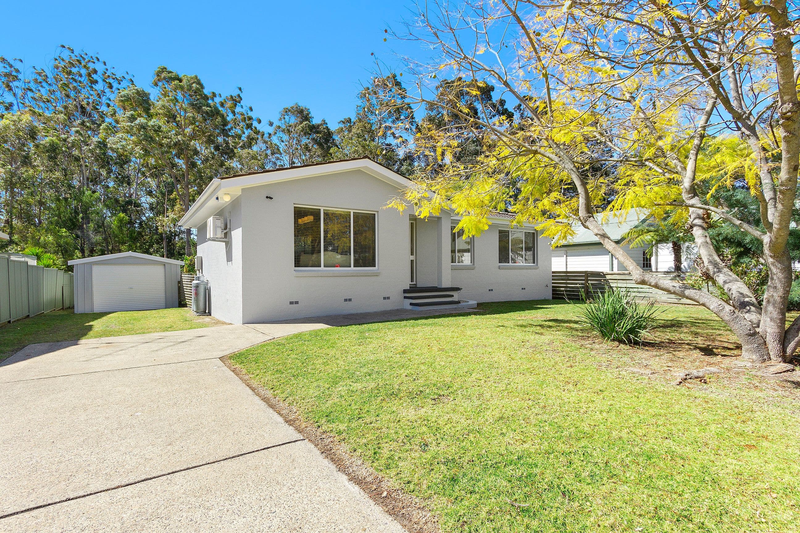 20 Flinders Way, Surf Beach - Image 1