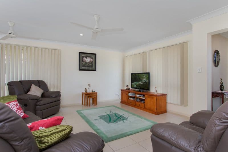 7 Anniebuka Close, BENTLEY PARK QLD 4869, Bentley Park - Thumbnail 5