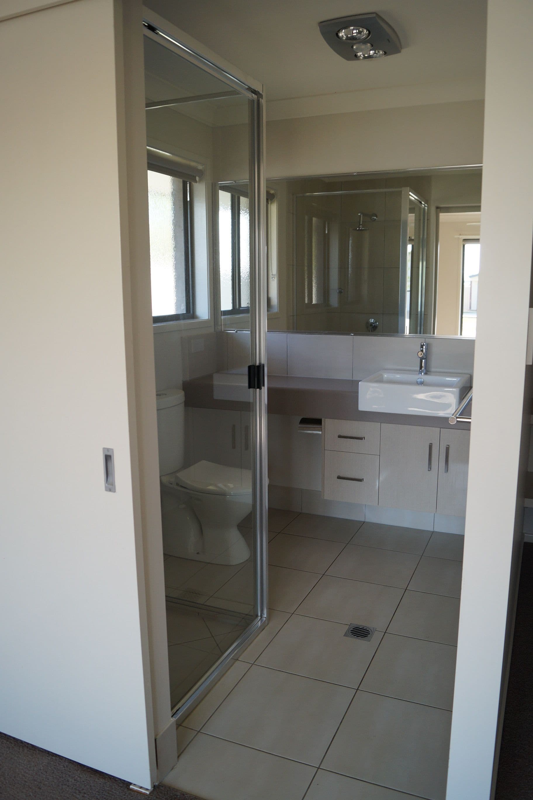 8 Newman Drive, Emerald QLD 4720, Emerald - Thumbnail 5