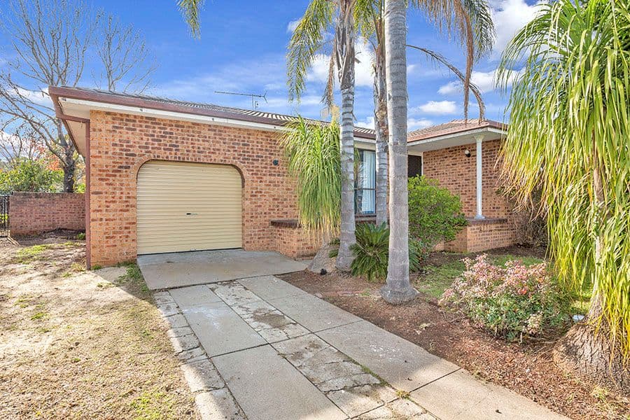 25 Fisher Road, Tamworth NSW 2340, Tamworth - Thumbnail 2