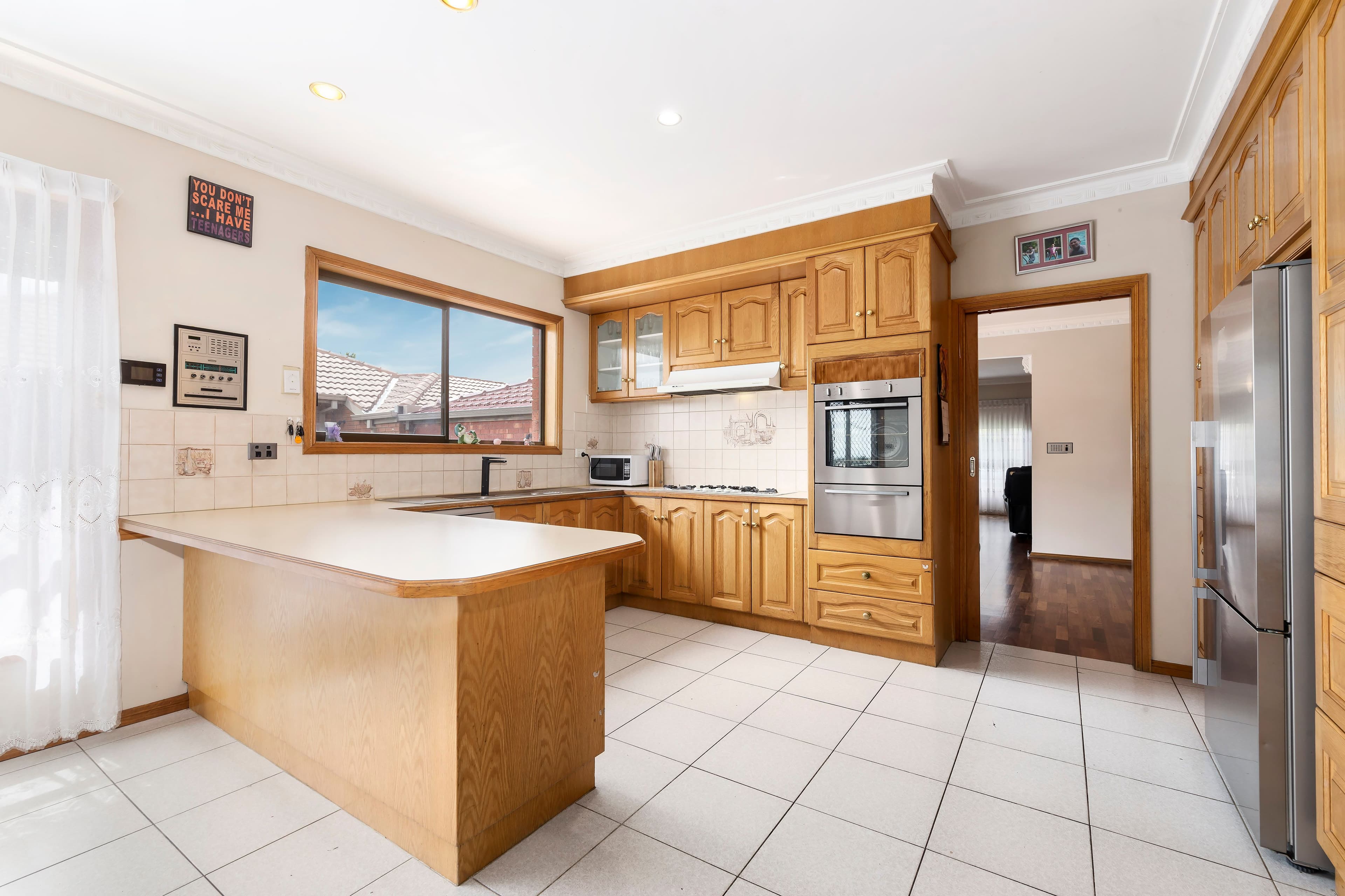 15 Brabham Drive, Mill Park VIC 3082, Mill Park - Thumbnail 2