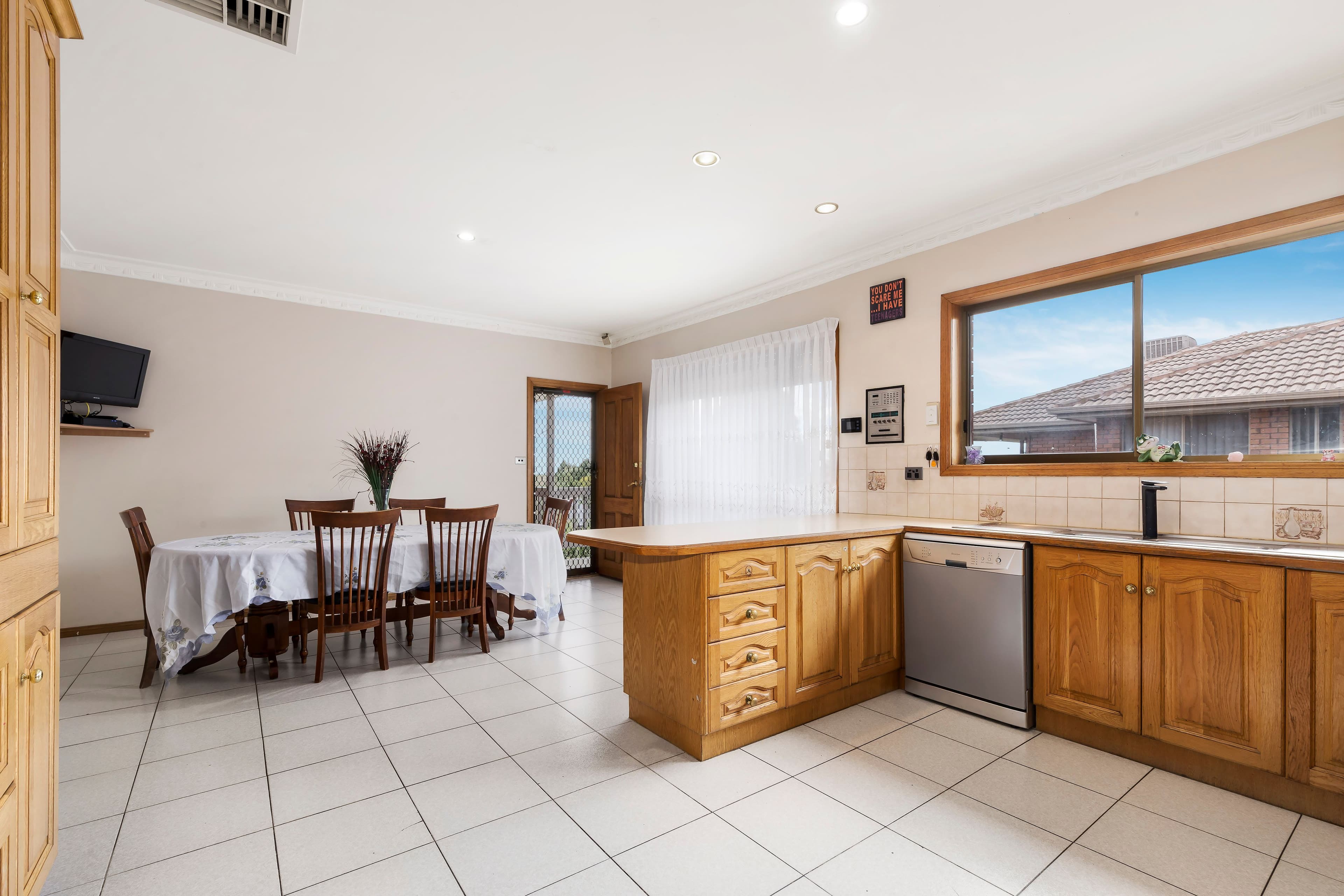 15 Brabham Drive, Mill Park VIC 3082, Mill Park - Thumbnail 3