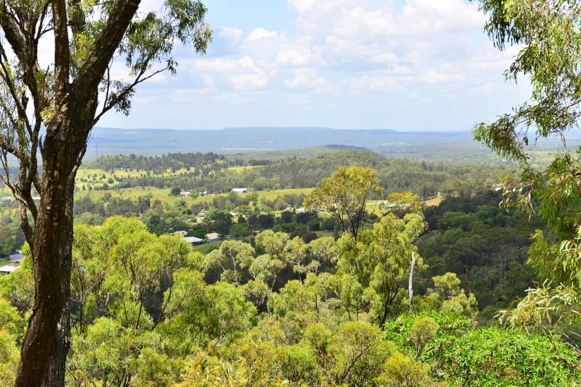 25 Gordon Crescent, Withcott QLD 4352, Withcott - Thumbnail 2