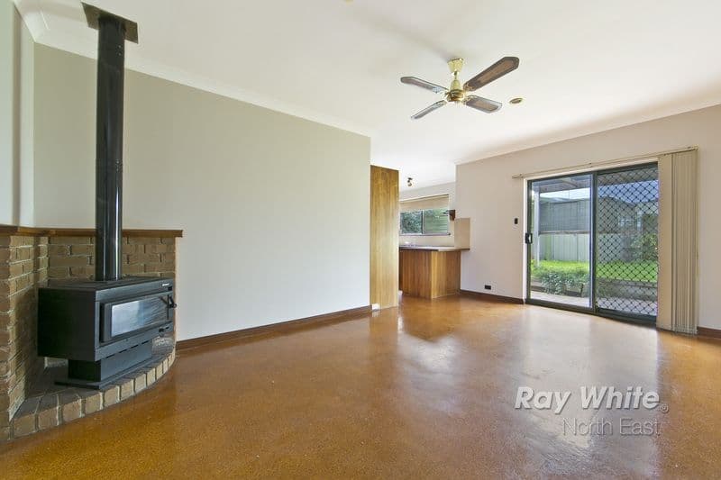 4 Robertson Crescent, Redwood Park SA 5097, Redwood Park - Thumbnail 8