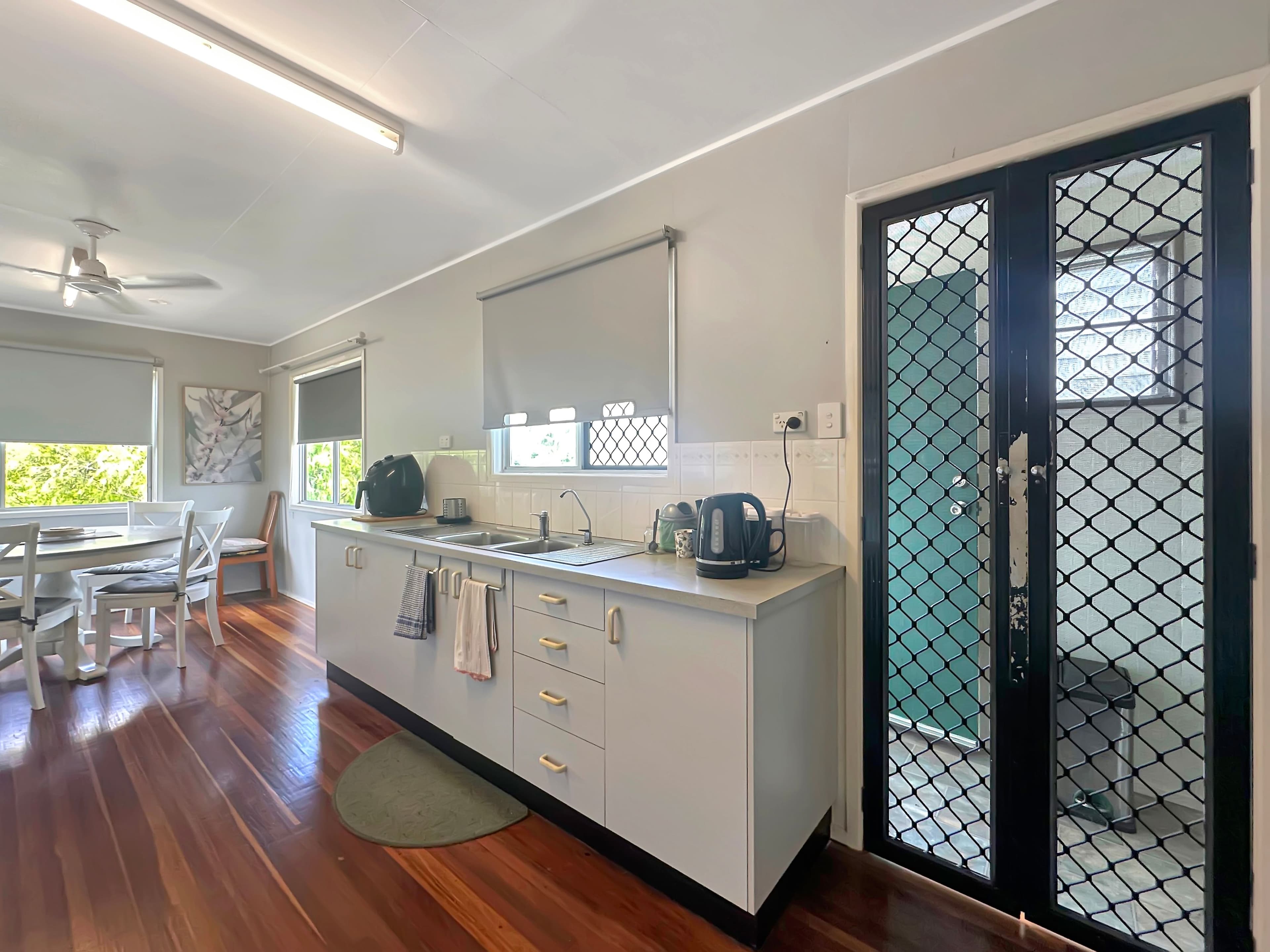 35 Brooks Road, Sarina QLD 4737, Sarina - Thumbnail 6