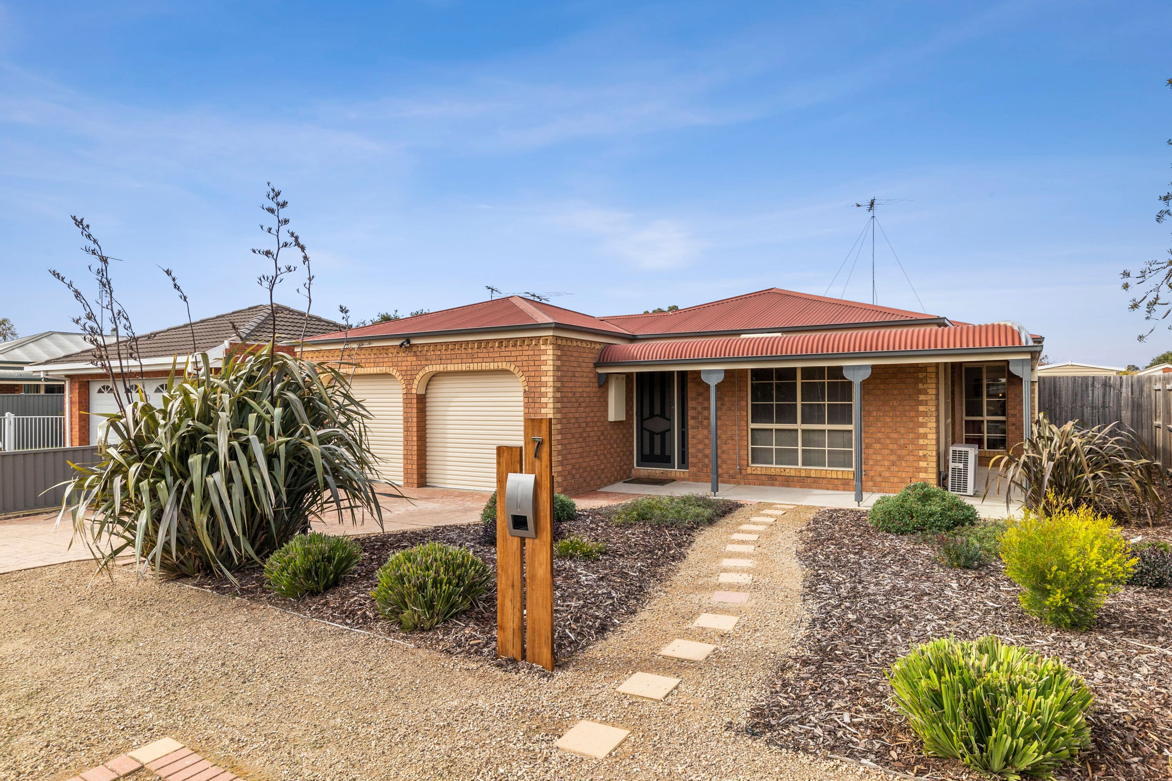 7 Richard Drive, Lara VIC 3212, Lara - Image 1