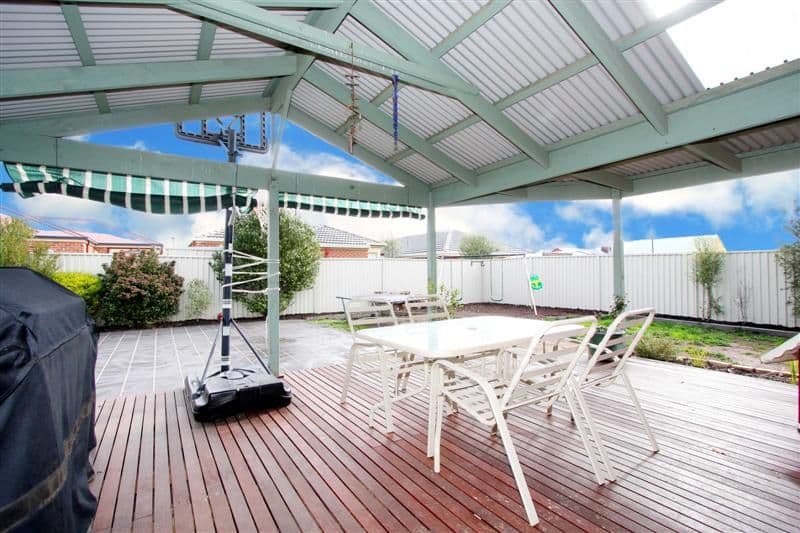 12 Herrington Turn, CAROLINE SPRINGS VIC 3023, Caroline Springs - Thumbnail 7