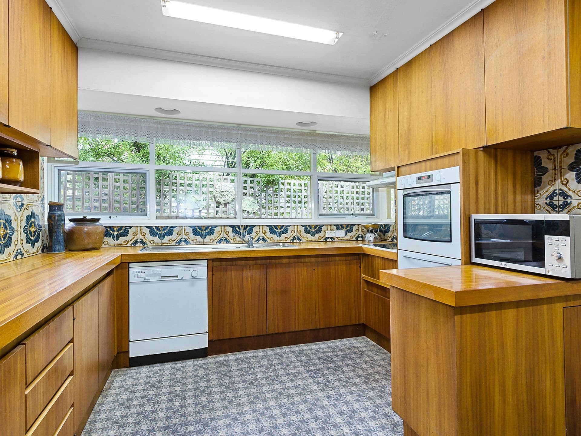 9 Jackson Street, Forest Hill VIC 3131, Forest Hill - Thumbnail 6