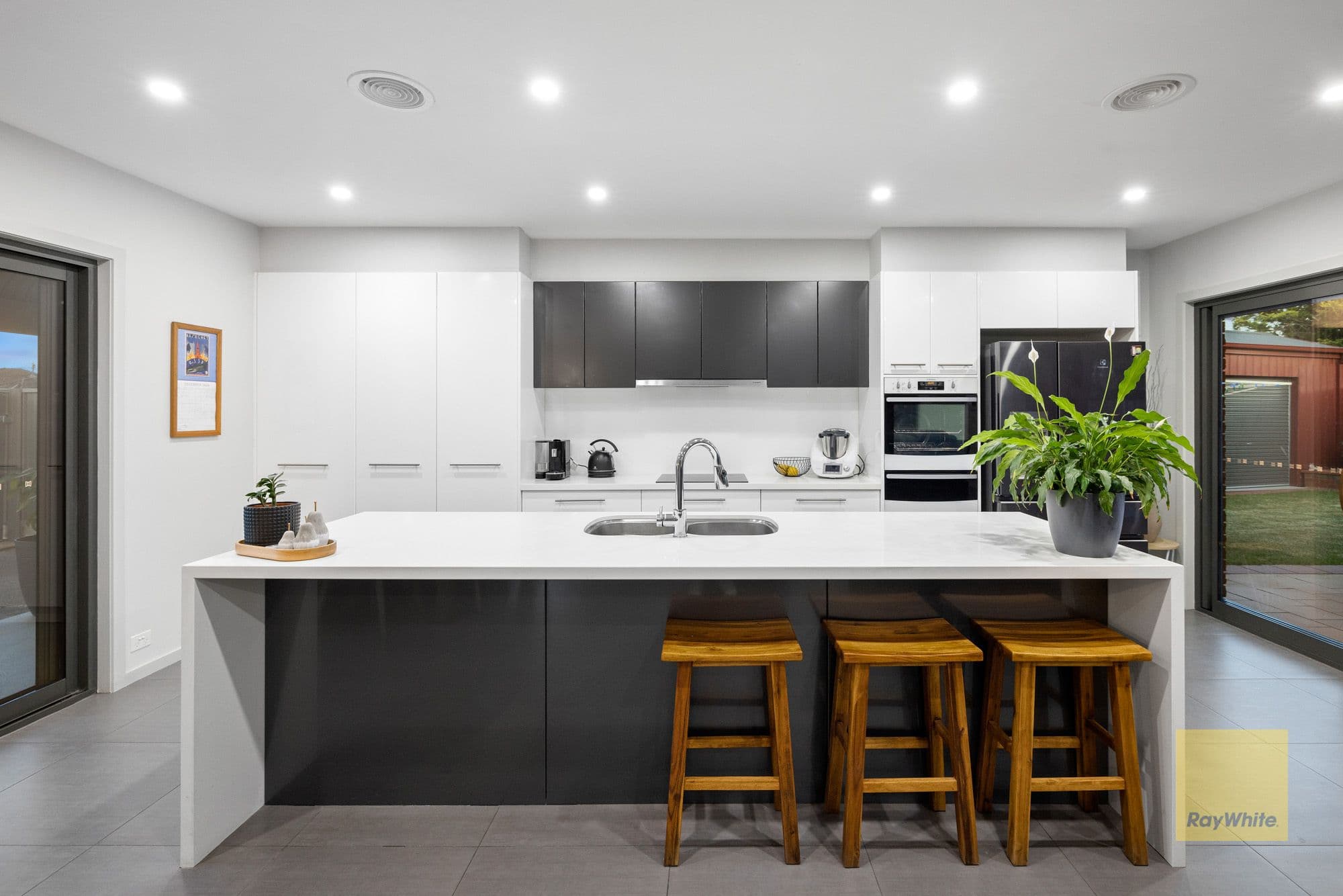 26 Coolabah Crescent, Hoppers Crossing VIC 3029, Hoppers Crossing - Thumbnail 8