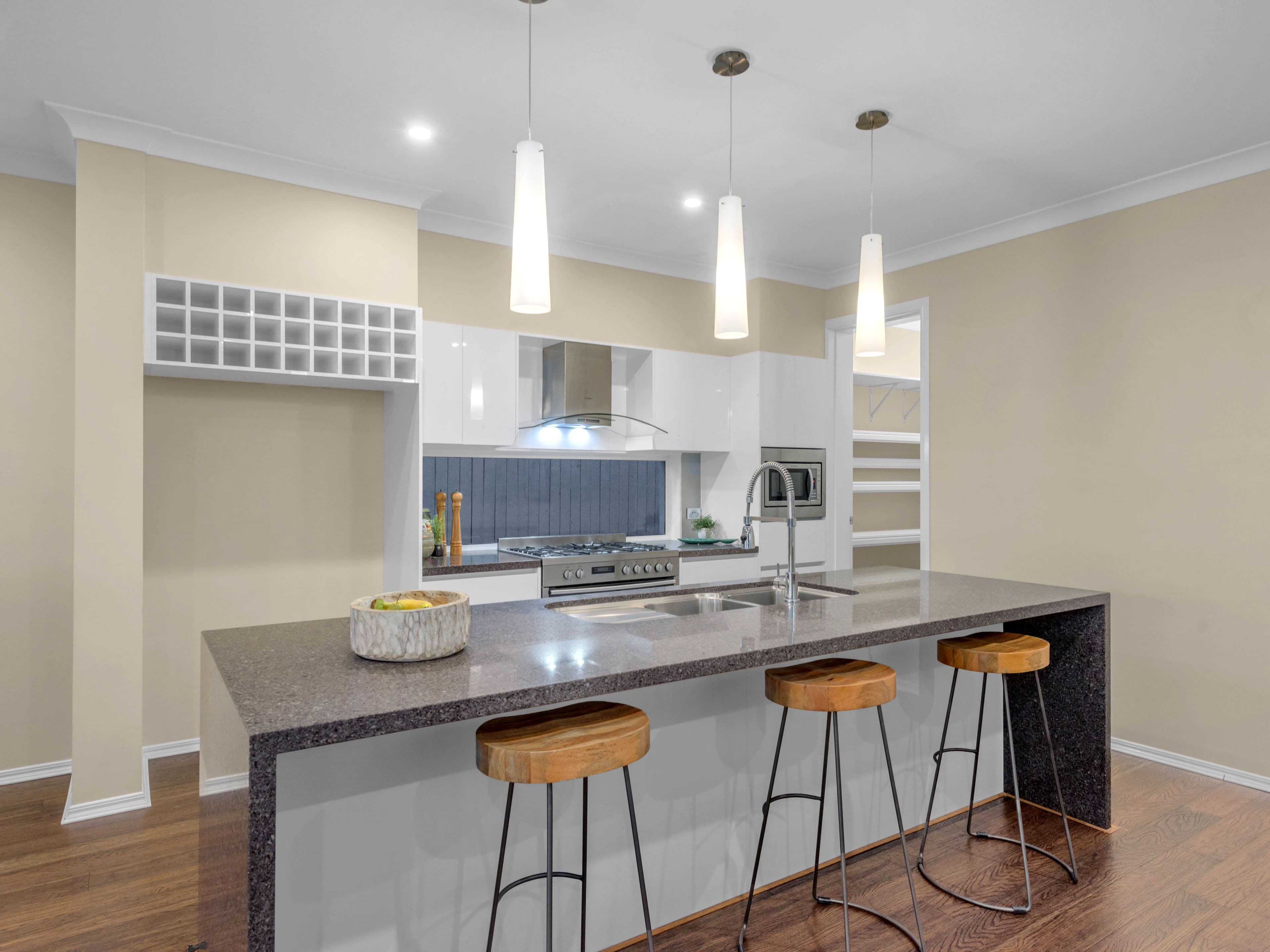 12 Leamington Street, Woolloongabba QLD 4102, Woolloongabba - Thumbnail 3