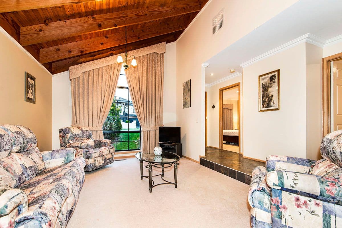 2 Dorman Court, MILL PARK VIC 3082, Mill Park - Thumbnail 3