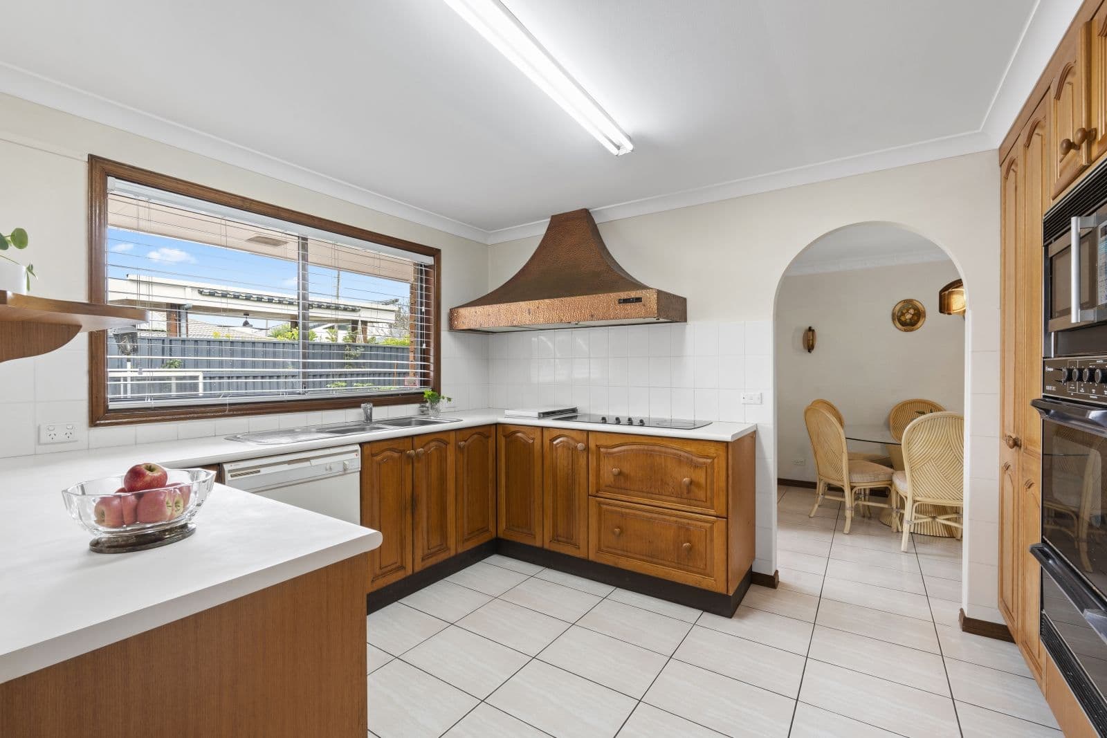 20 Arcadia Drive, Mermaid Waters QLD 4218, Mermaid Waters - Thumbnail 5