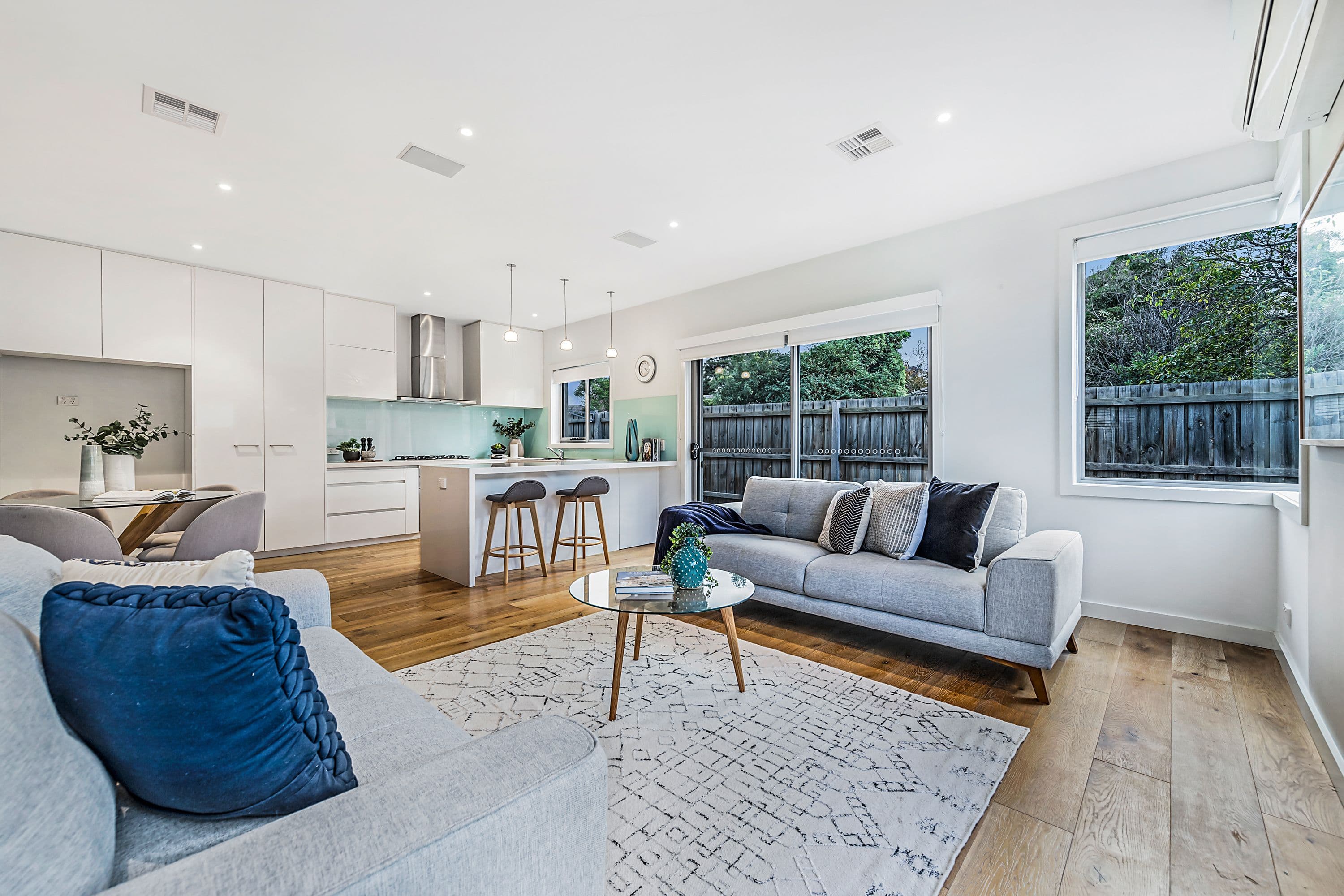 12 Everglade Avenue, Forest Hill VIC 3131, Forest Hill - Thumbnail 2
