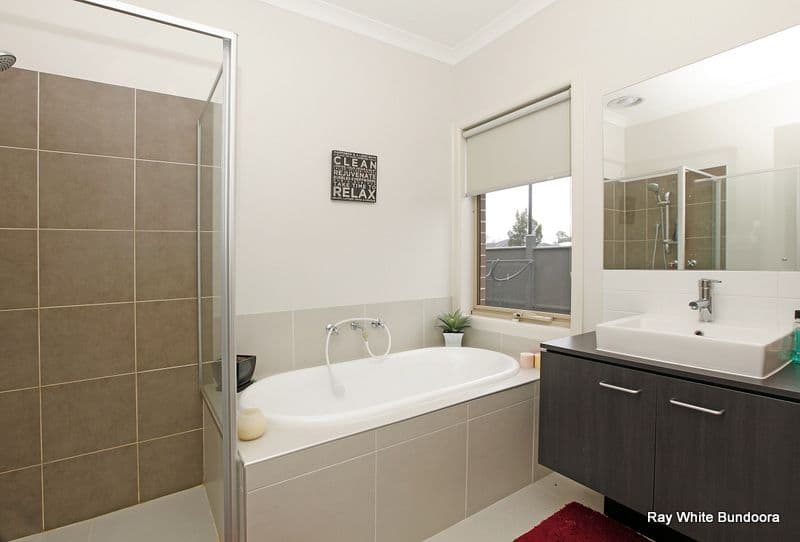 20 Skeeter Drive, MERNDA VIC 3754, Mernda - Thumbnail 8