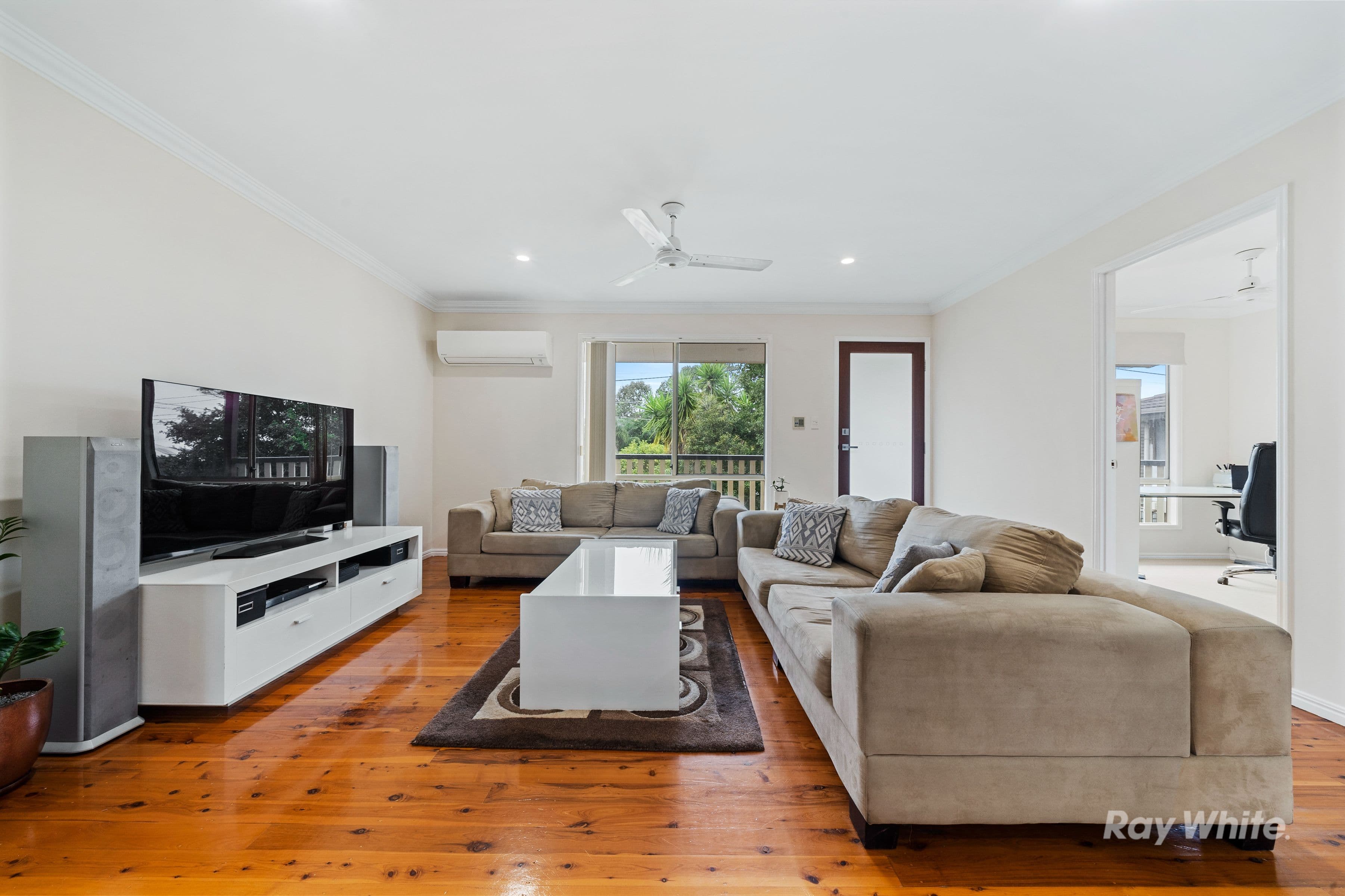 126 Loganlea Road, Loganlea QLD 4131, Loganlea - Thumbnail 3
