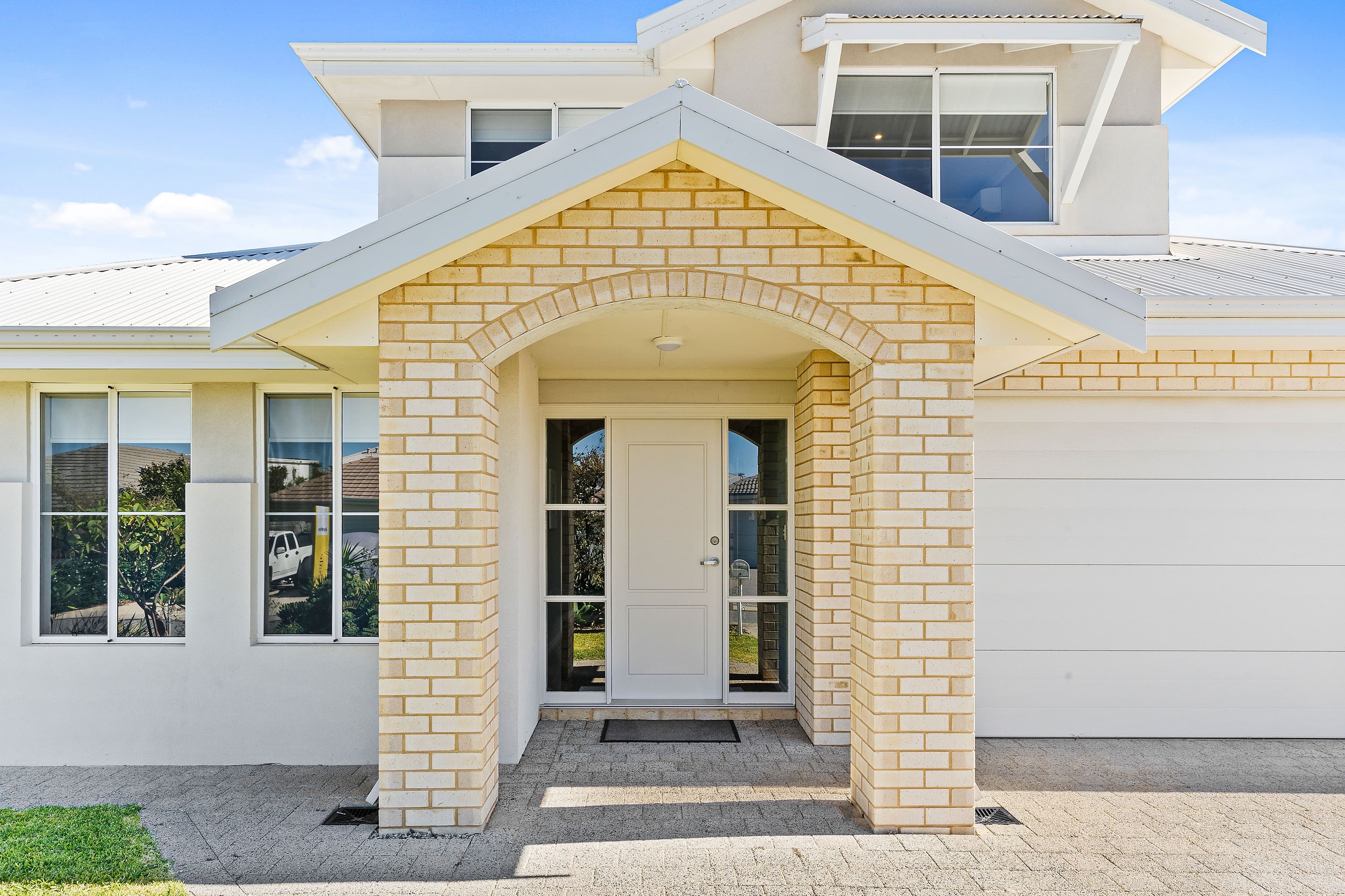 17 Stellaria Avenue, Halls Head WA 6210, Halls Head - Thumbnail 3