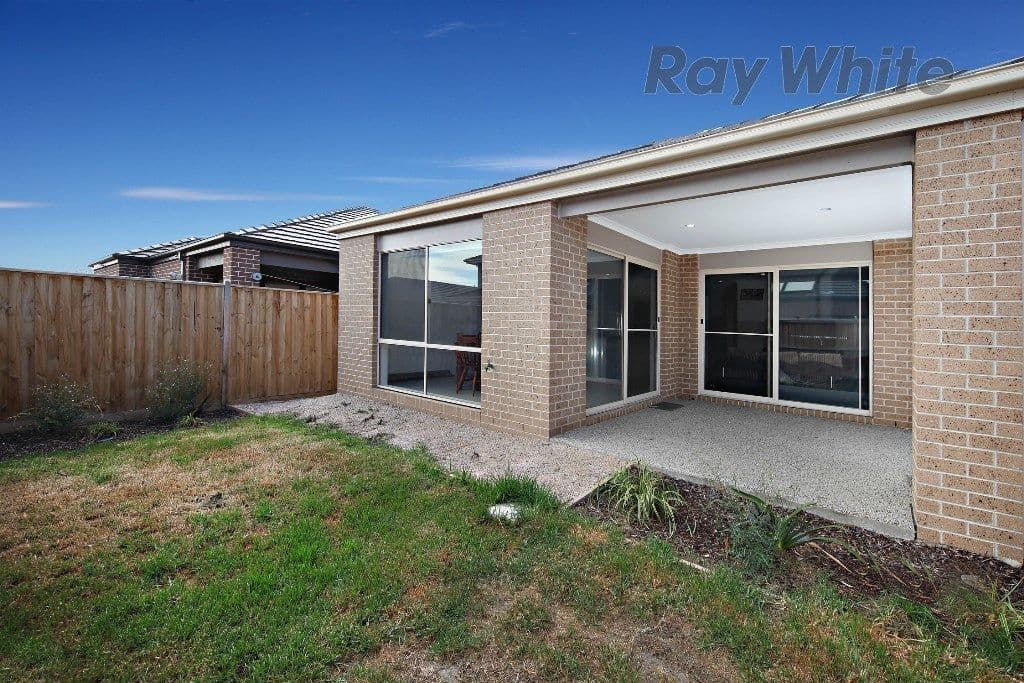 26 Coronat Drive, Point Cook VIC 3030, Point Cook - Thumbnail 7