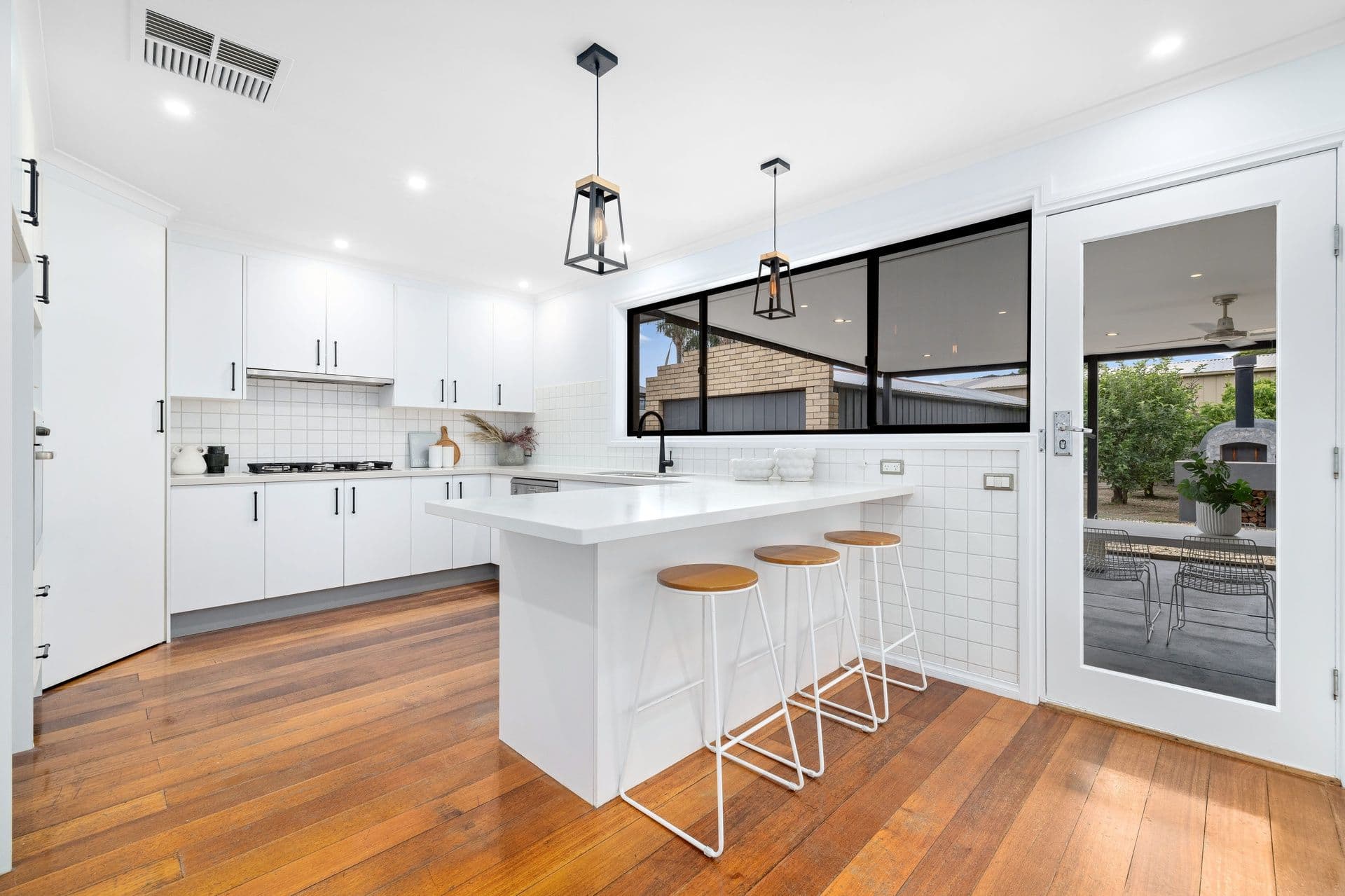19 Walsh Street, Newtown QLD 4305, Newtown - Thumbnail 4