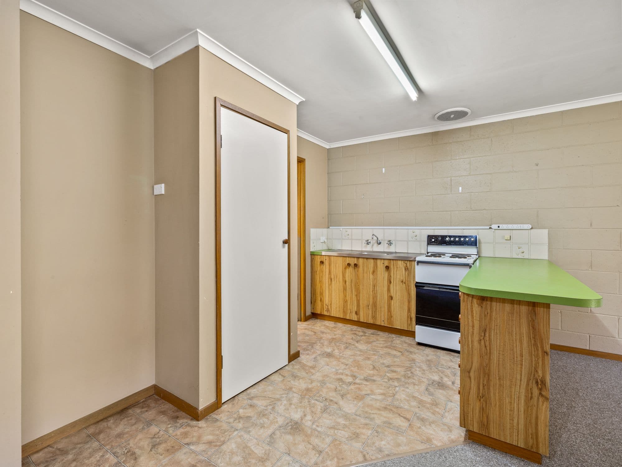 2/614 Hague Street, Lavington NSW 2641, Lavington - Thumbnail 3