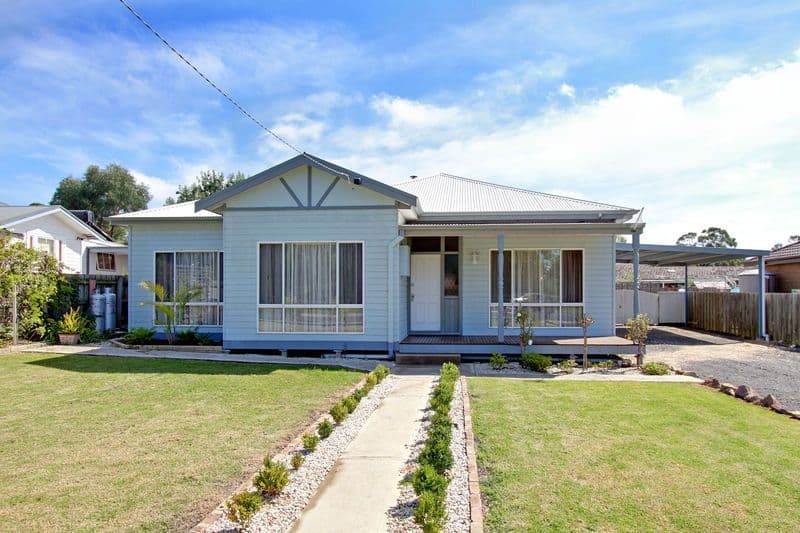 7 Mary Street, HEYFIELD VIC 3858, Heyfield - Image 1