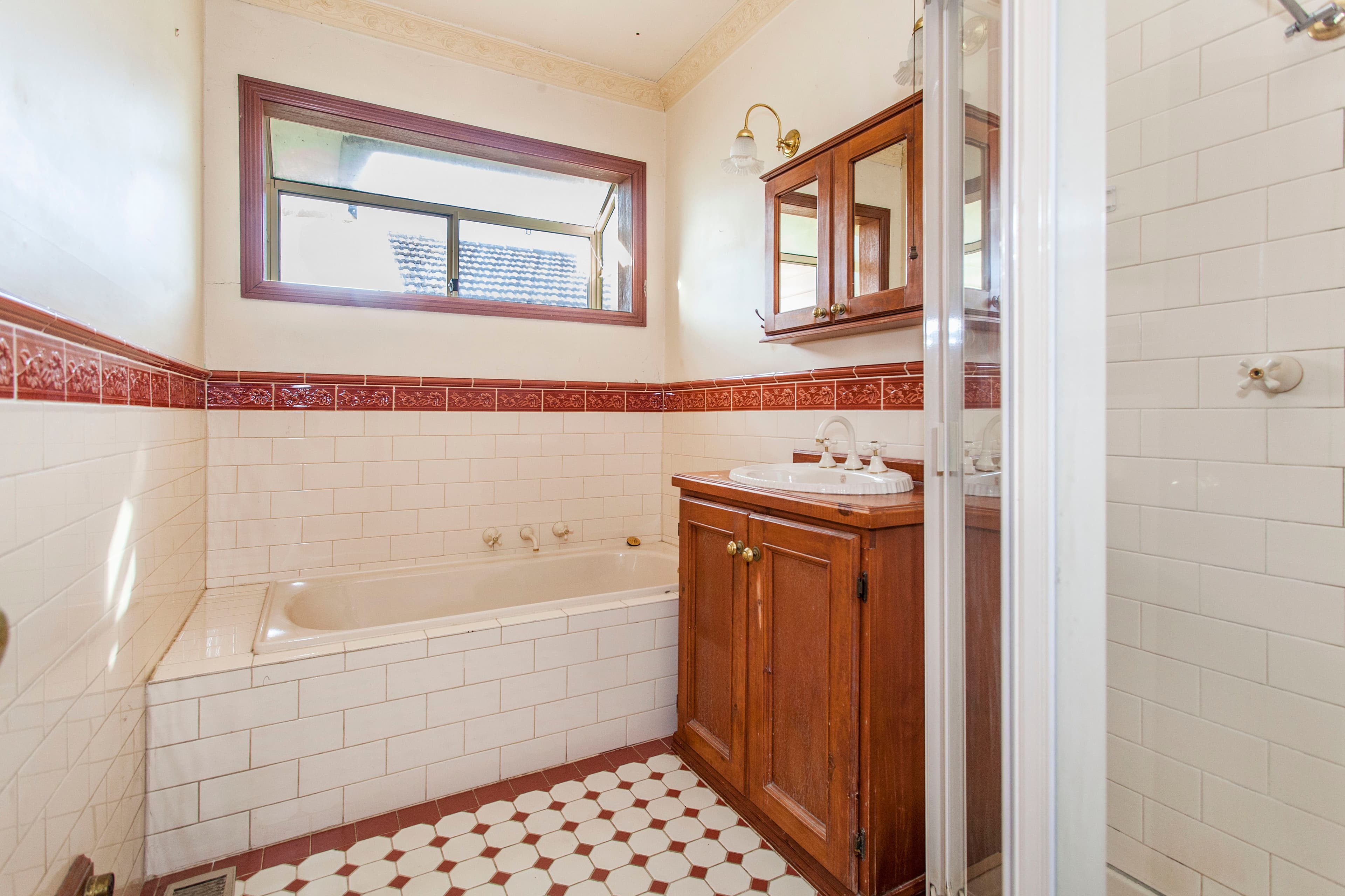 5 Hillcrest Avenue, Ringwood VIC 3134, Ringwood - Thumbnail 6