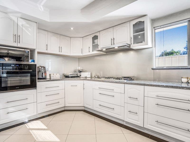 9 Samphire Road, Canning Vale WA 6155, Canning Vale - Thumbnail 3