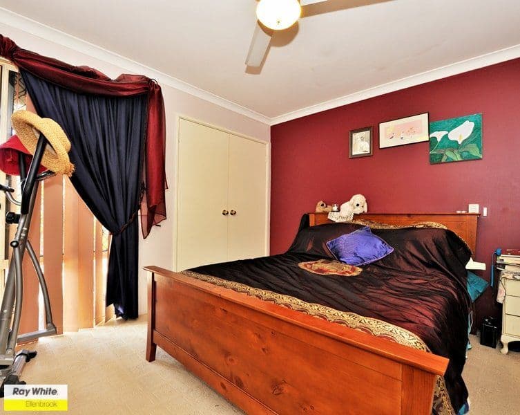 129 Bottlebrush Drive, KIARA WA 6054, Kiara - Thumbnail 6