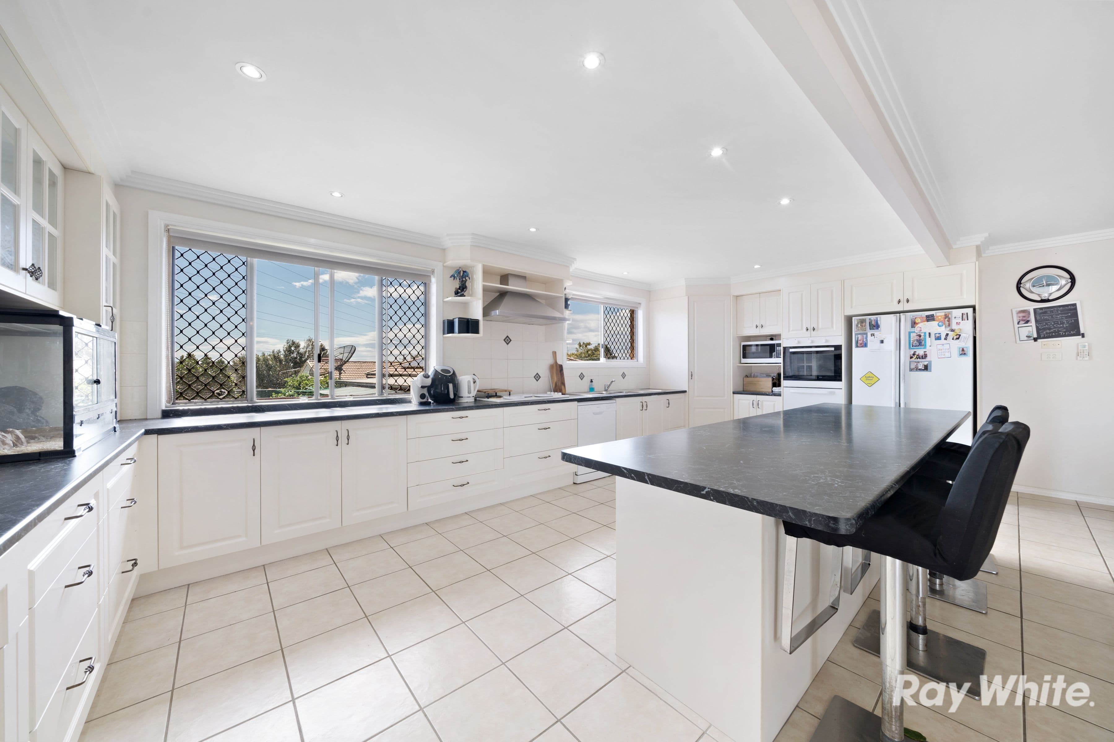 102 Fourth Avenue, Marsden QLD 4132, Marsden - Thumbnail 2