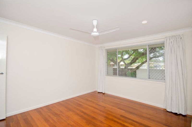 8 Cuba Avenue, PALM BEACH QLD 4221, Palm Beach - Thumbnail 5