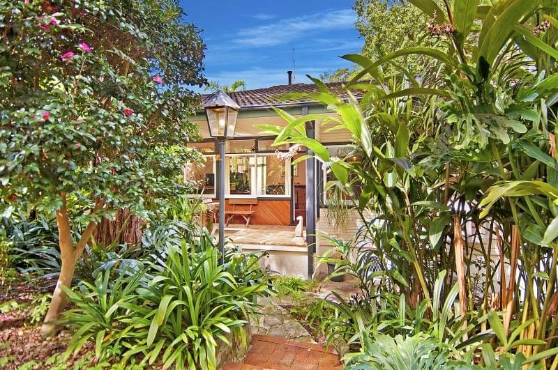 5 Chilworth Close, Beecroft - Image 1