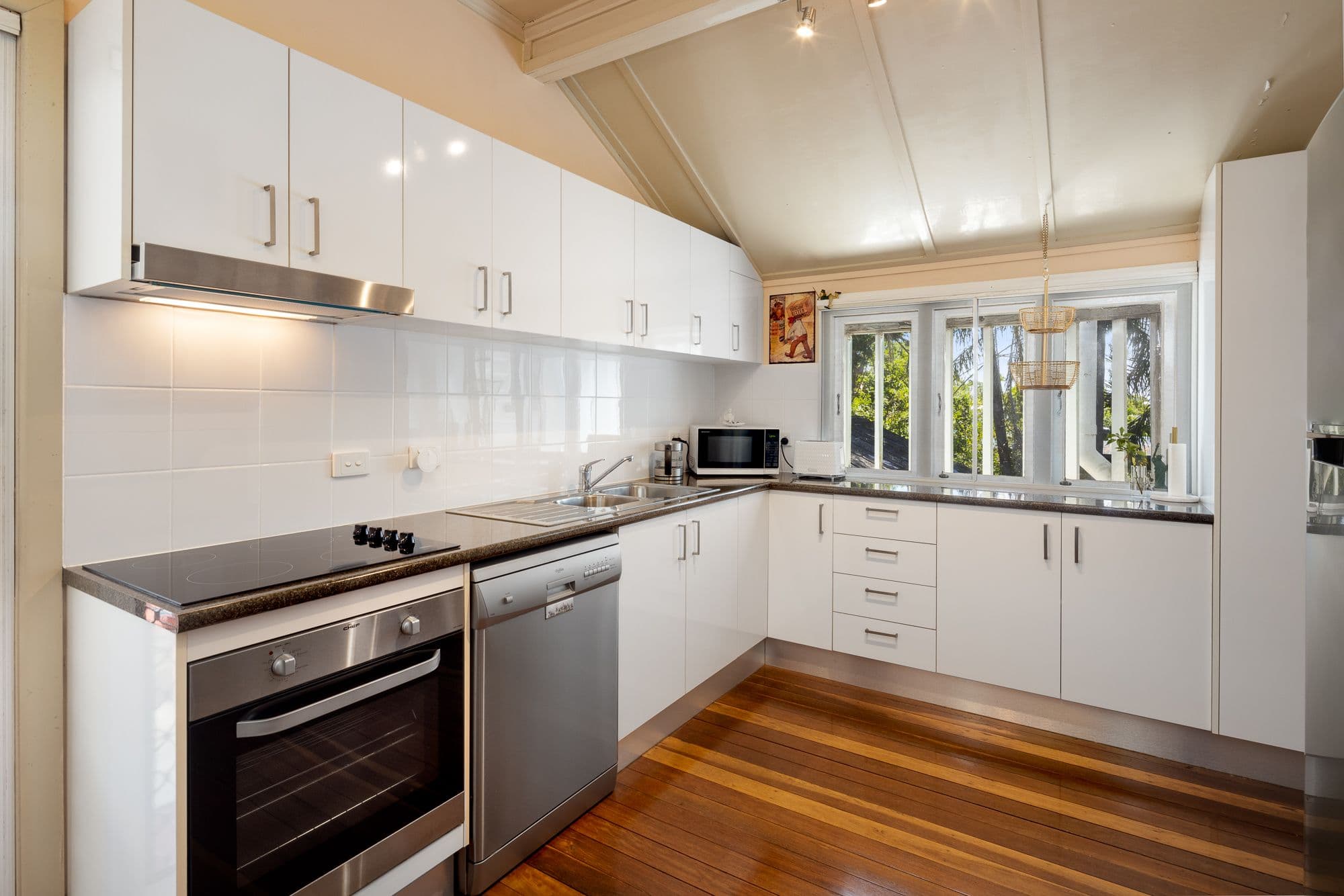 197 Oxley Avenue, Margate QLD 4019, Margate - Thumbnail 6