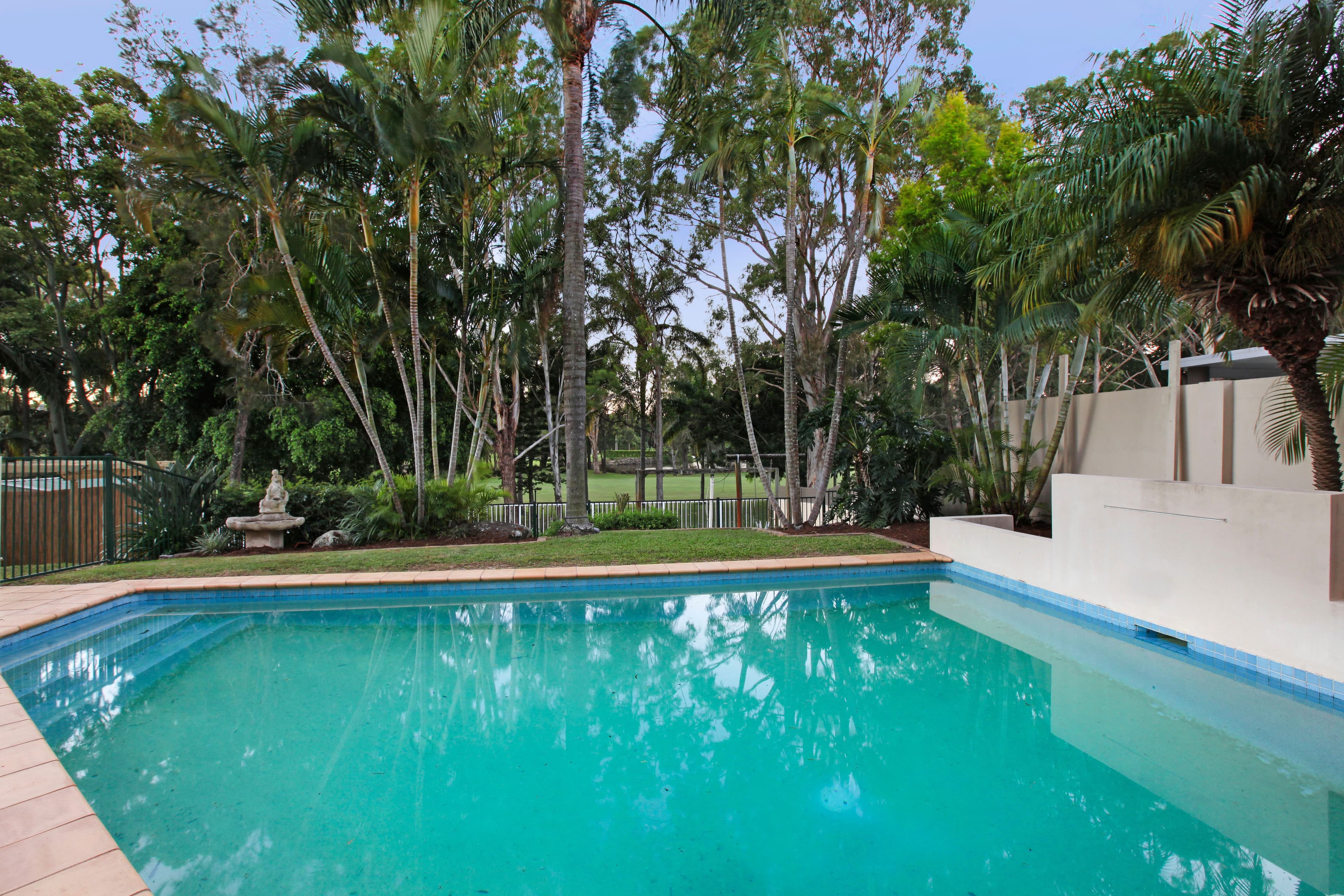 83 Santa Cruz Boulevard, Clear Island Waters QLD 4226, Clear Island Waters - Thumbnail 5