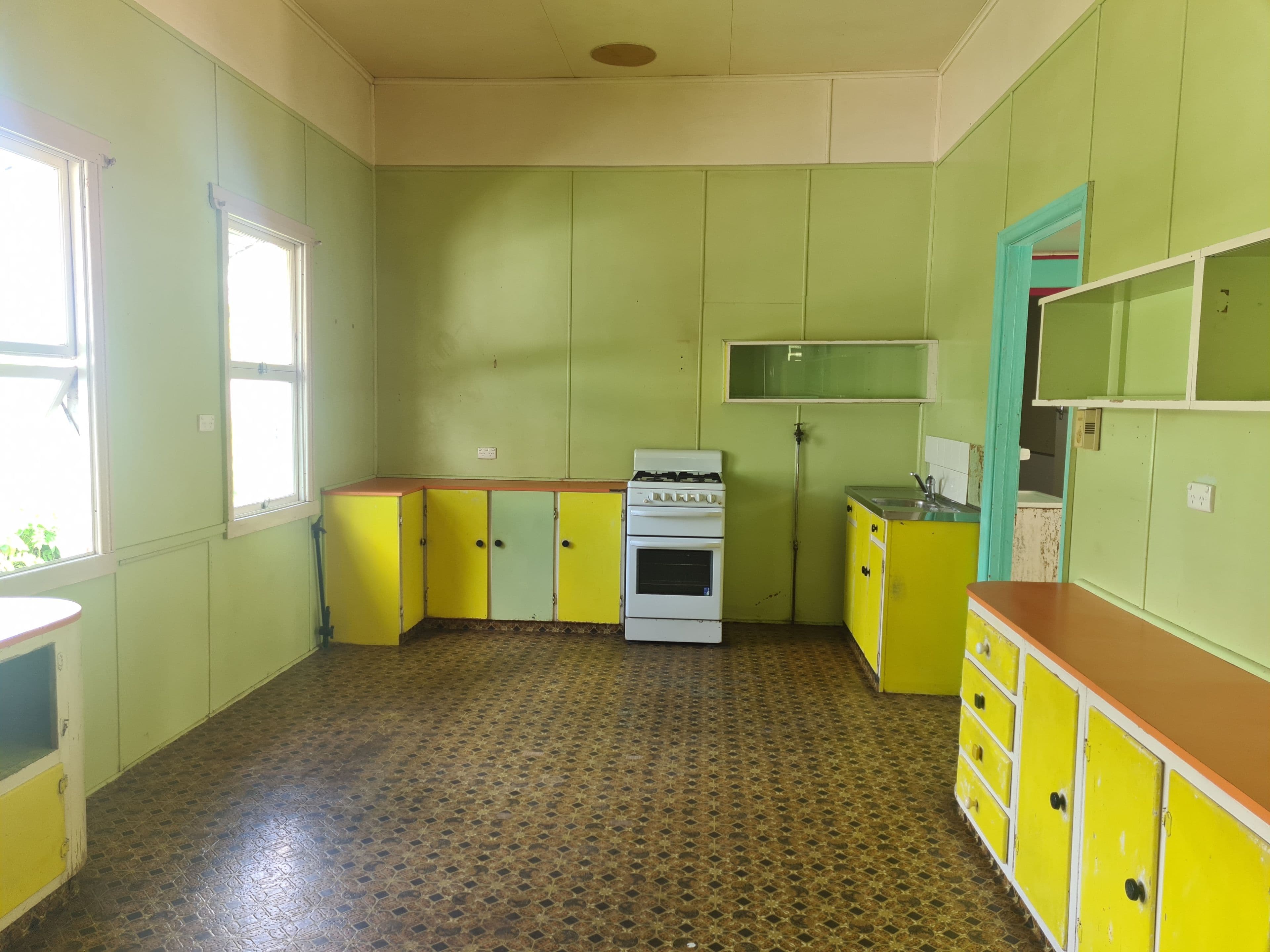 10 Sharp Street, Crows Nest QLD 4355, Crows Nest - Thumbnail 2