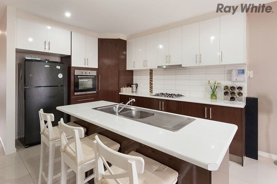 5-9 Strathvea Lane, Caroline Springs VIC 3023, Caroline Springs - Thumbnail 2