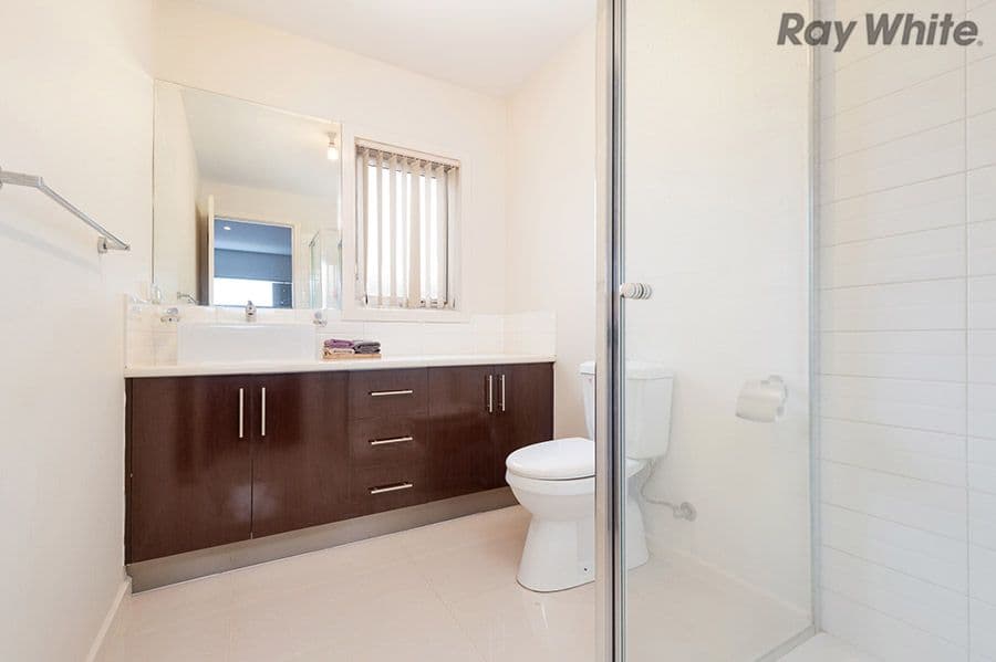 5-9 Strathvea Lane, Caroline Springs VIC 3023, Caroline Springs - Thumbnail 7