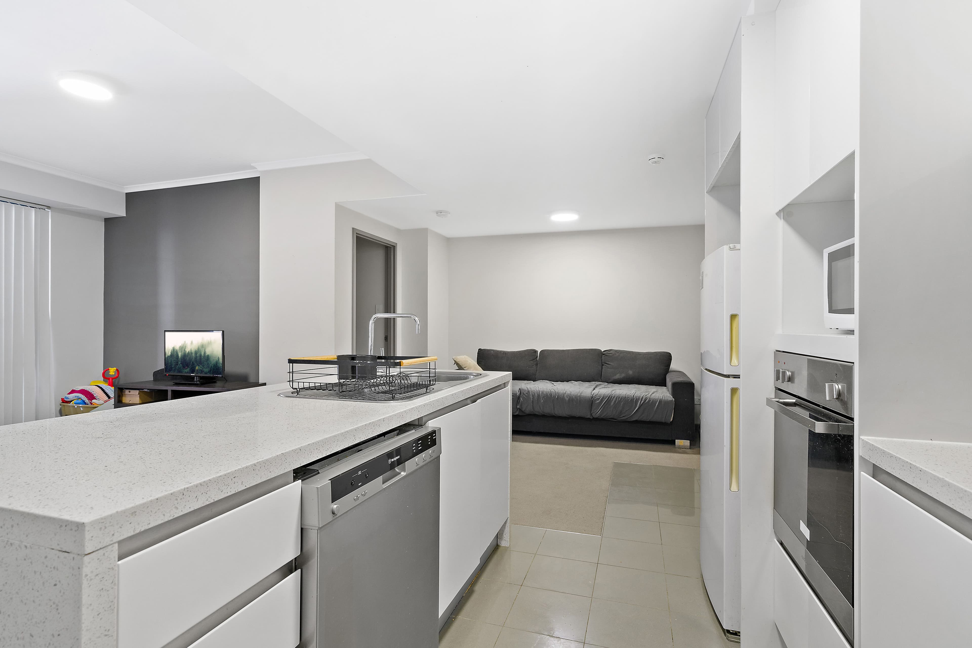 58 Grose Avenue, Cannington WA 6107, Cannington - Thumbnail 5