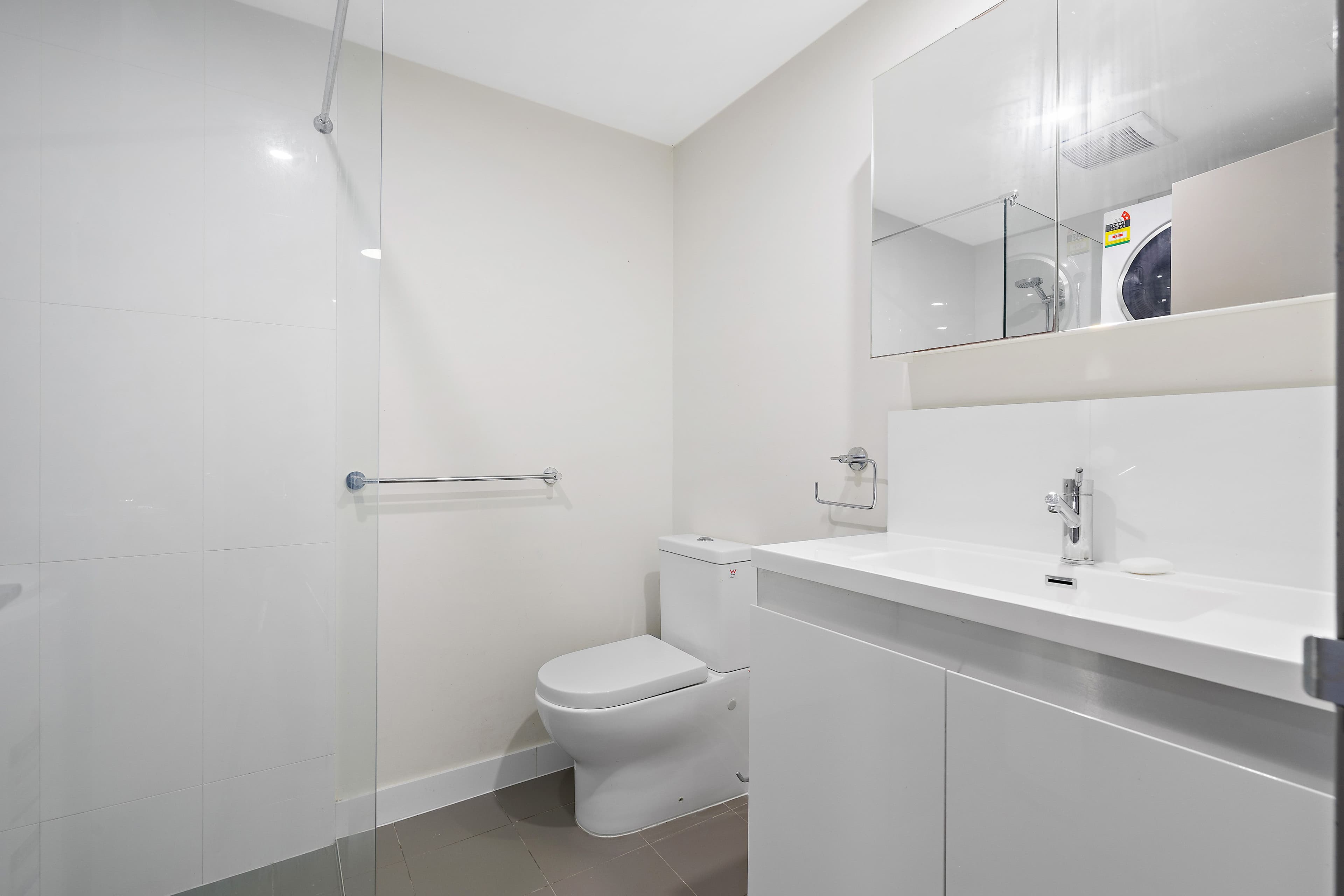 58 Grose Avenue, Cannington WA 6107, Cannington - Thumbnail 7