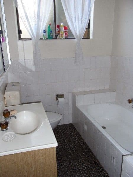 17 Woids Avenue, HURSTVILLE NSW 2220, Hurstville - Thumbnail 5