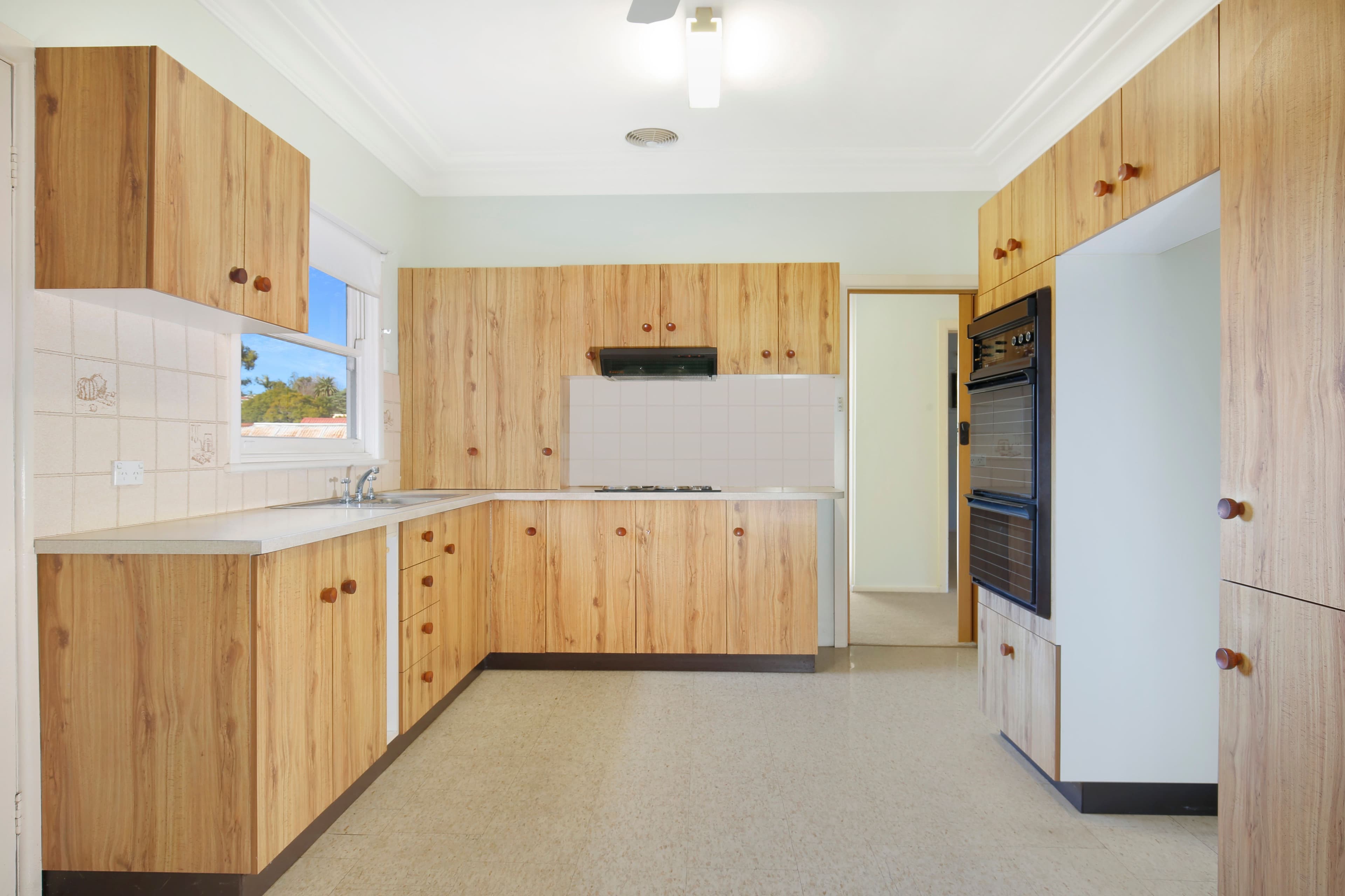 295 Princes Highway, Dapto - Thumbnail 2