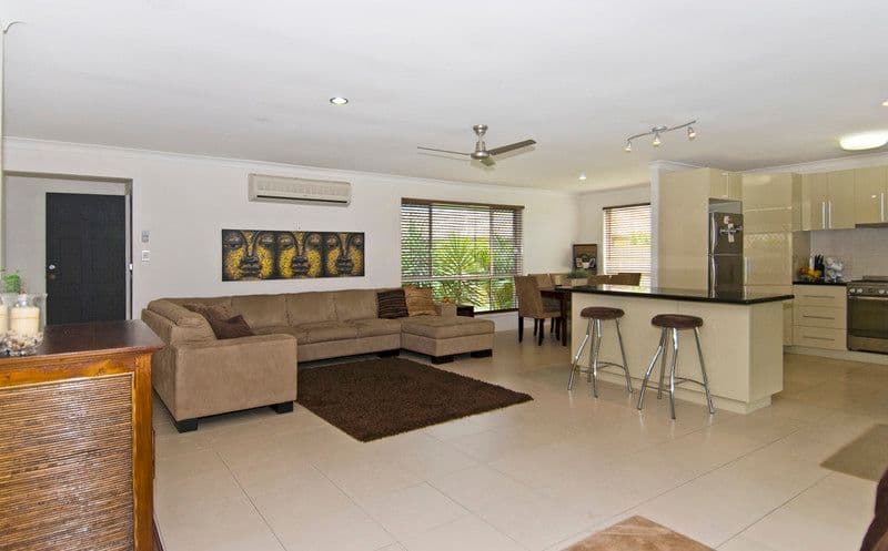 1 Acron Street, ELANORA QLD 4221, Elanora - Thumbnail 3