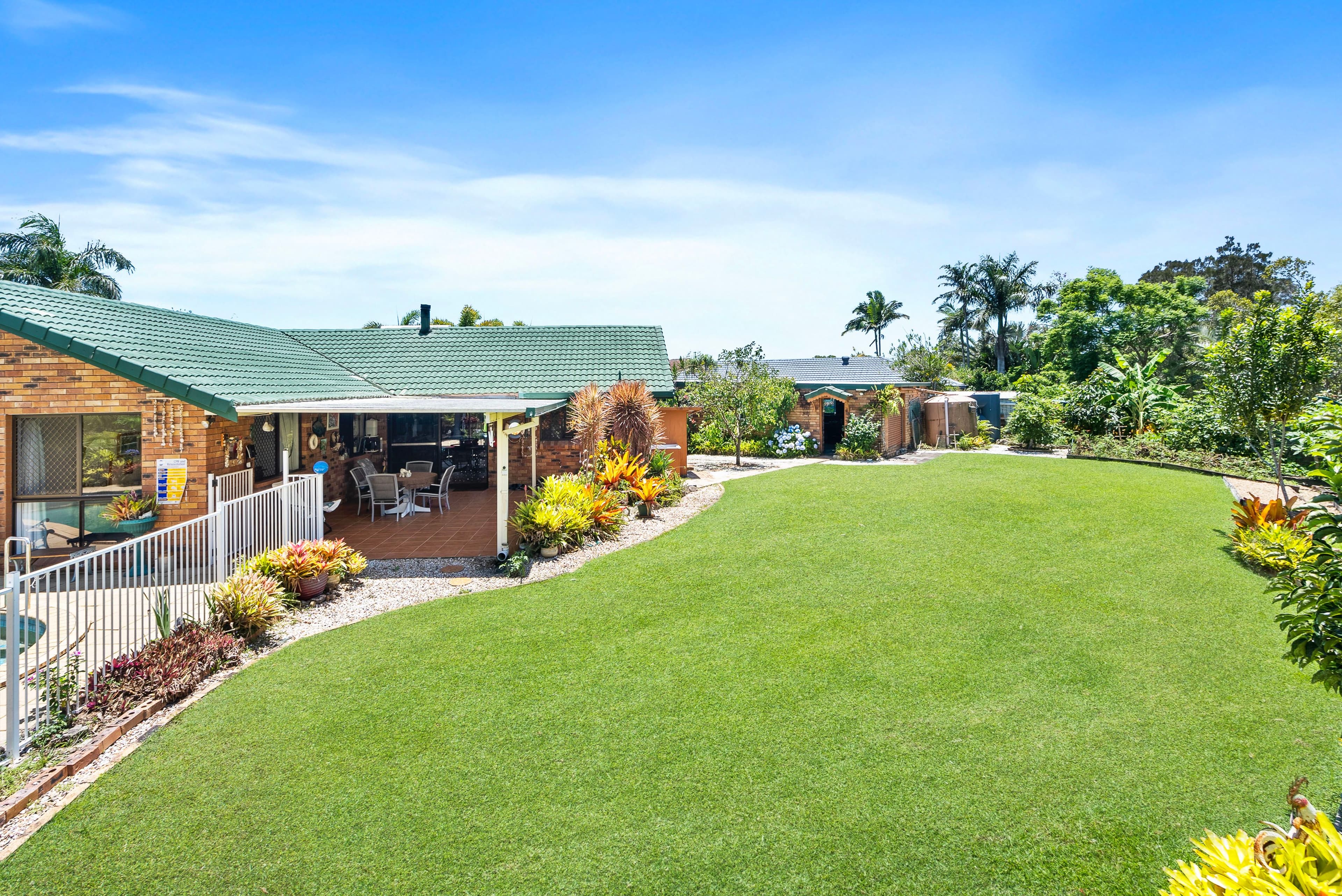 2 Cyclades Crescent, Currumbin Waters QLD 4223, Currumbin Waters - Thumbnail 4