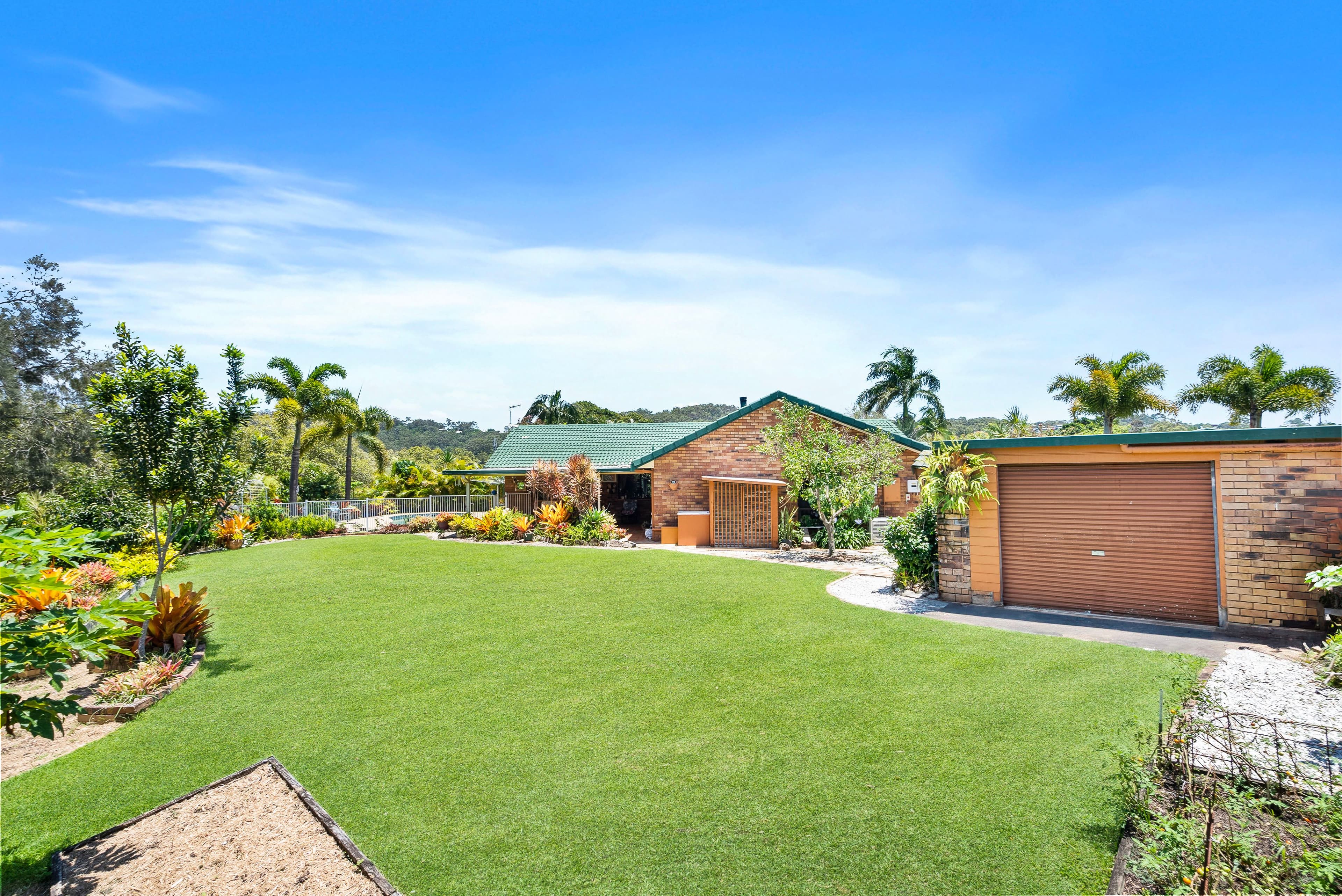 2 Cyclades Crescent, Currumbin Waters QLD 4223, Currumbin Waters - Thumbnail 5